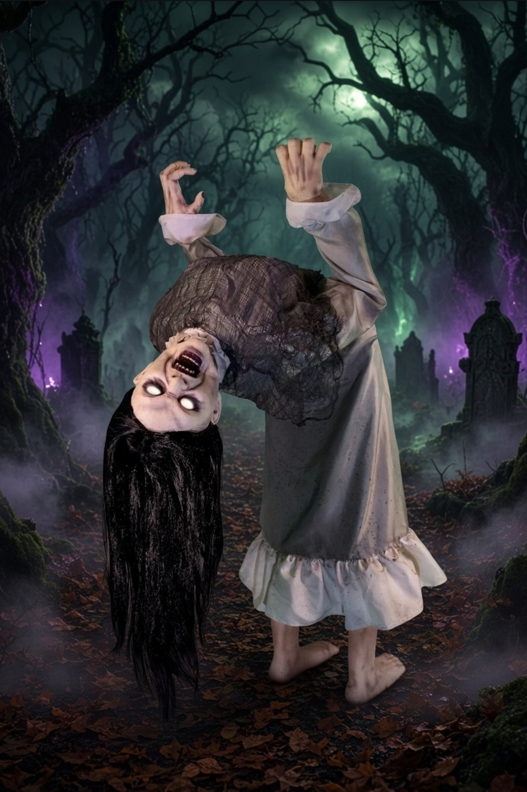 Spirit Halloween Broken Spine Girl Animatronic Rare 2014 Display Prop Decor 