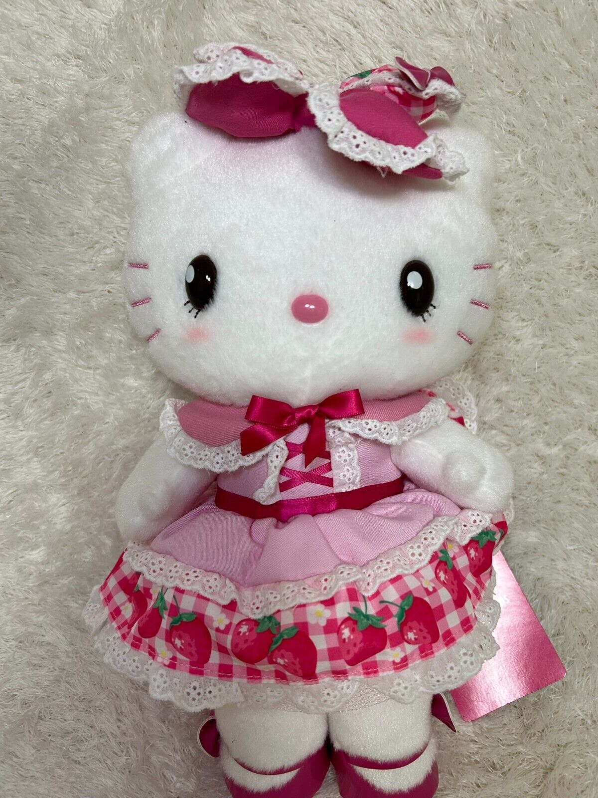 Hello Kitty Usj Japan Limited Plush Toy Strawberry Dress Sanrio NEW with Tag