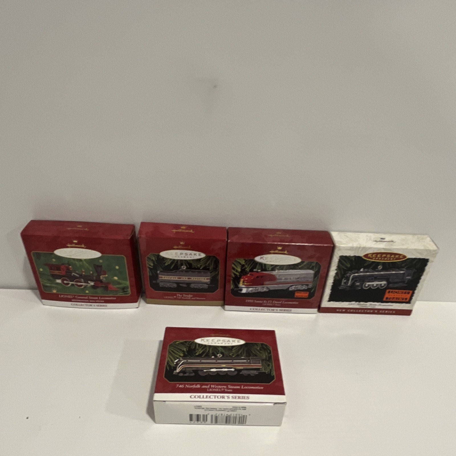 Hallmark Keepsake Lionel Trains Train Christmas Ornaments Lot of 5