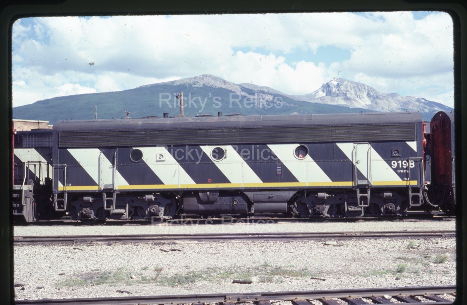 Original Slide CP #9198 EMD F7B Canadian National CAN 1979 Original Slide CP #9198 EMD F7B Canadian National CAN 1979