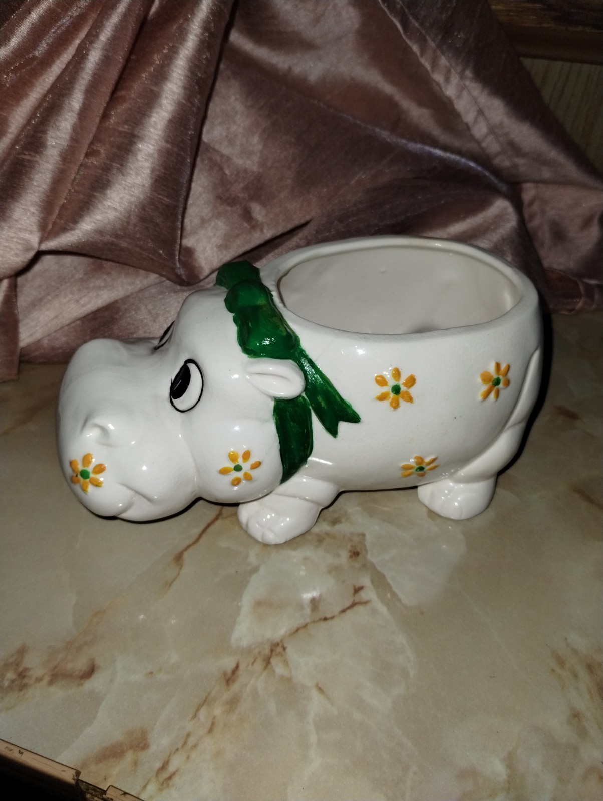 1960s Vintage White Ceramic Hippo Planter Japan 1960s Vintage White Ceramic Hippo Planter Japan