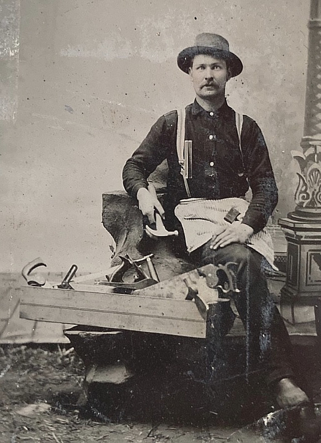 RARE 9-Tool+Box Occupational Tintype Photo 1880s Carpenter Hatchet Planes Ruler RARE 9-Tool+Box Occupational Tintype Photo 1880s Carpenter Hatchet Planes Ruler