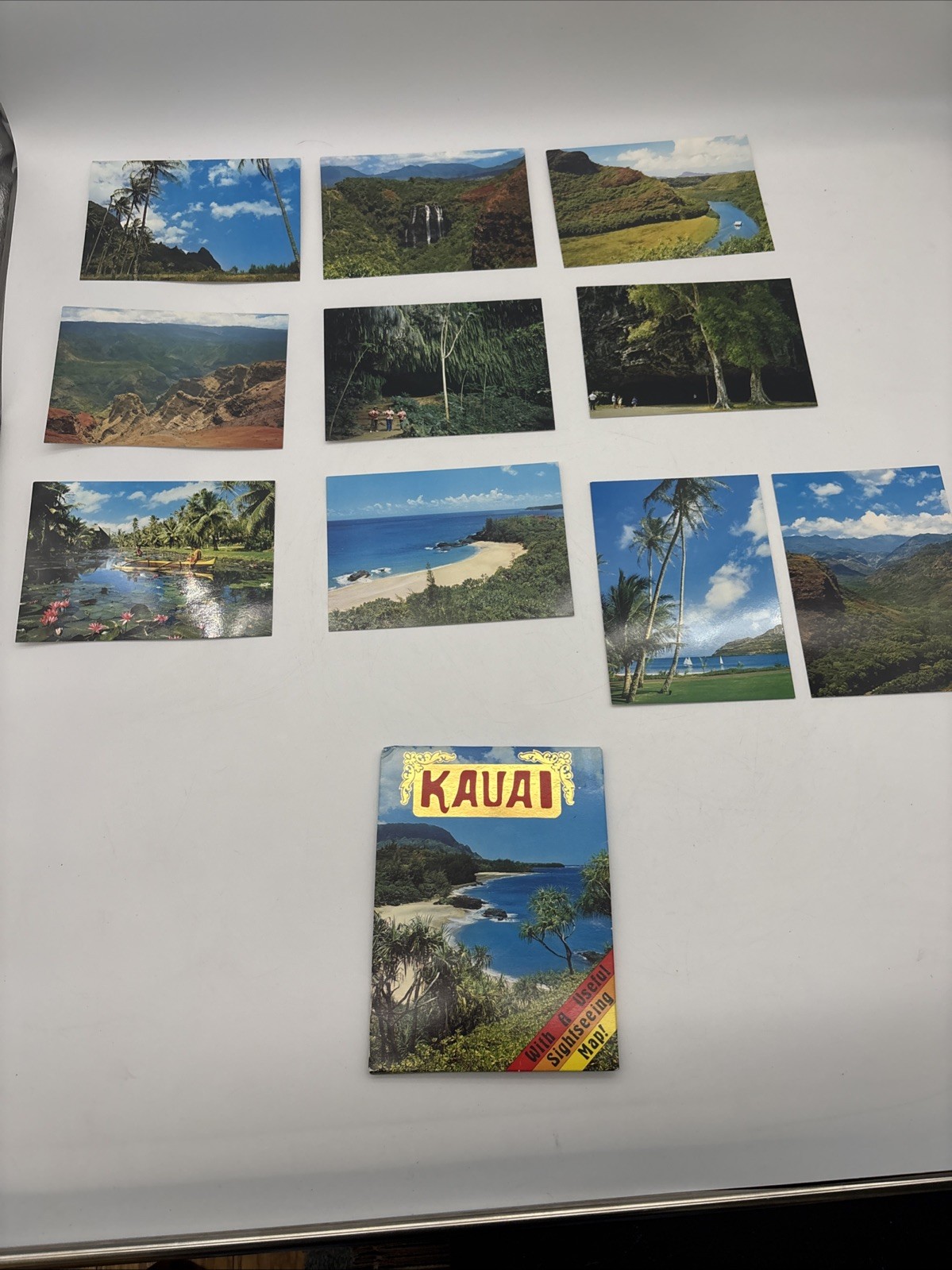 1987 Kauai Hawaii Picture Book + 11 Vintage Postcards Travel Souvenir 6.5” Japan 1987 Kauai Hawaii Picture Book + 11 Vintage Postcards Travel Souvenir 6.5” Japan