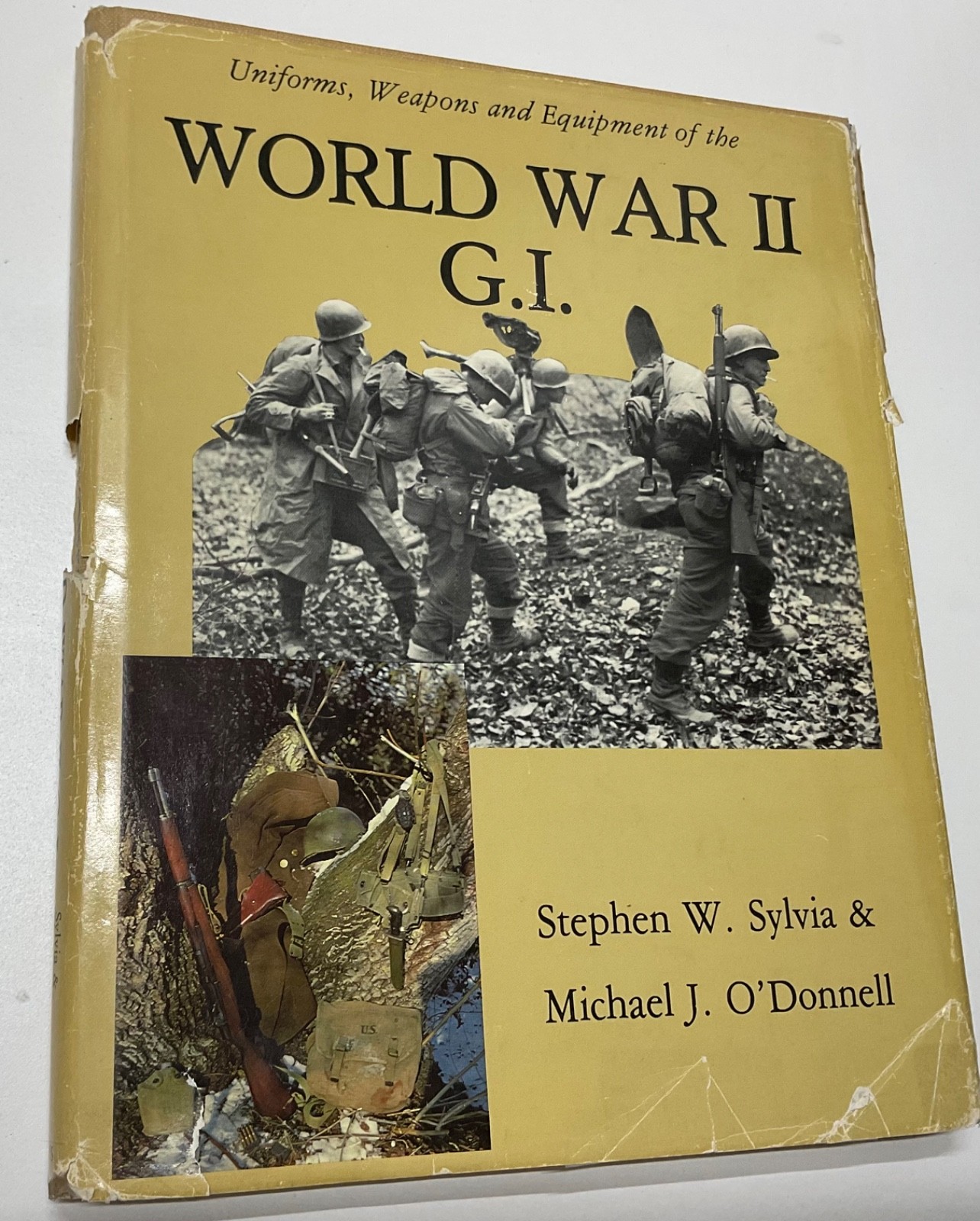 Uniforms Weapons & Equipment of the World War II G. I. Sylvia & ODonnell HC DJ