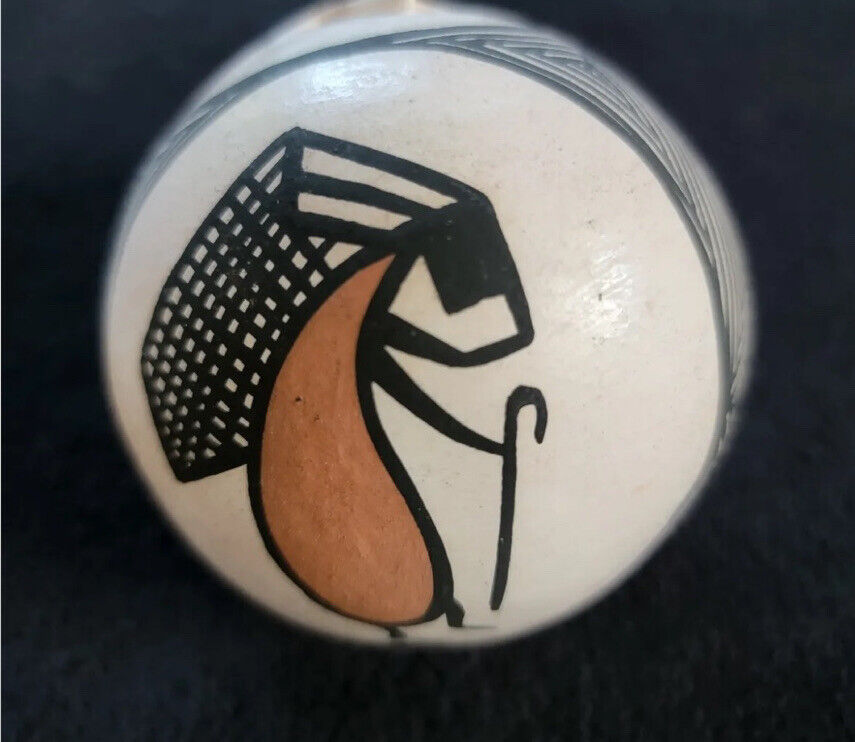 Native American Acoma Pottery Signed by the Artist B. Aragon