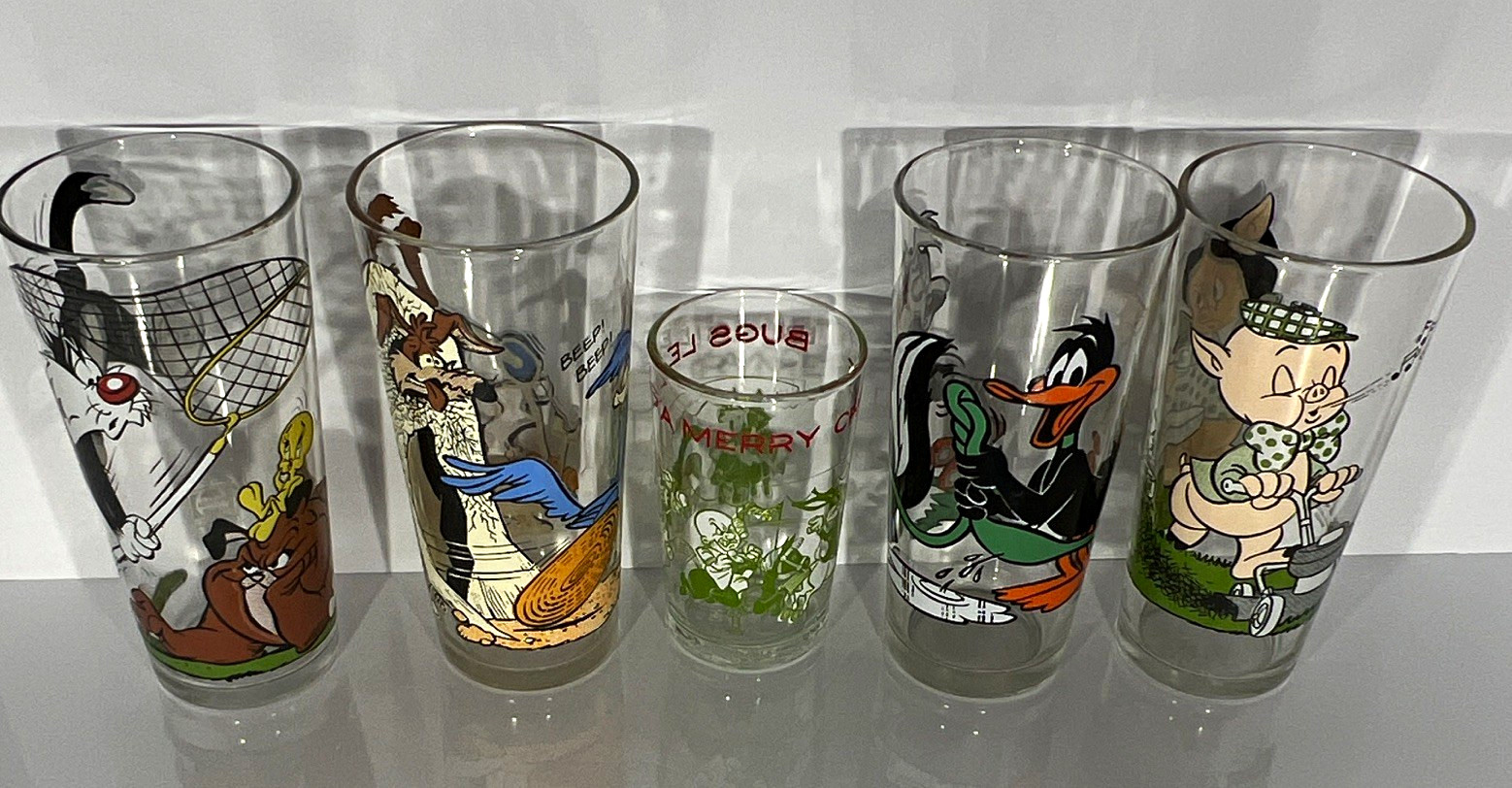 Vintage 1976 Pepsi Looney Tunes Glasses & 1974 Welchs Bugs Bunny Lot of 5 Vintage 1976 Pepsi Looney Tunes Glasses & 1974 Welchs Bugs Bunny Lot of 5