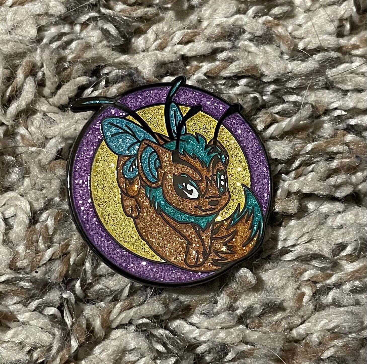 Neopets RARE Chase Faerie Xweetok Blind Box Pin With Code