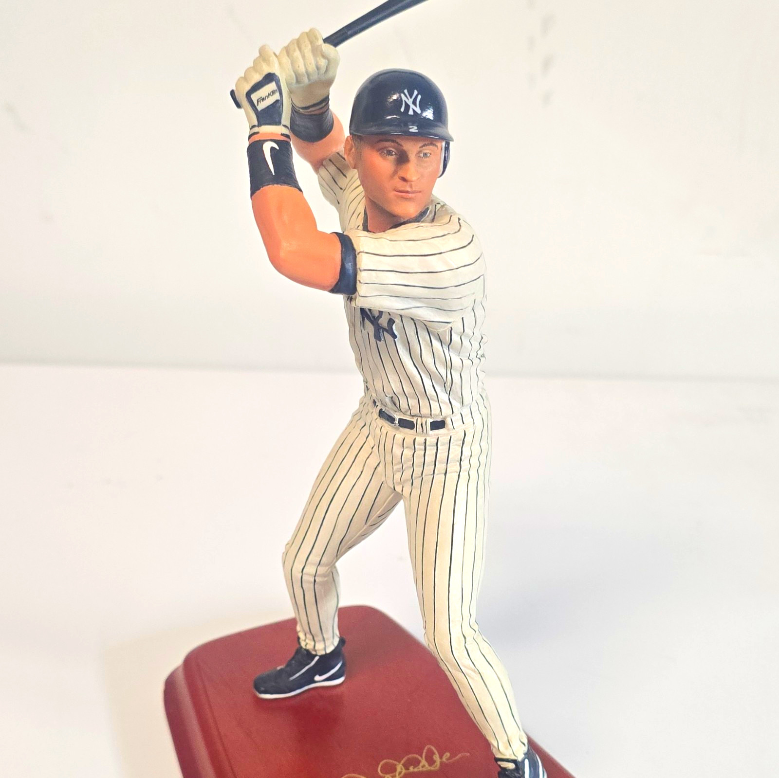 MLB Derek Jeter Yankees #2 ALL STAR FIGURINE DANBURY MINT
