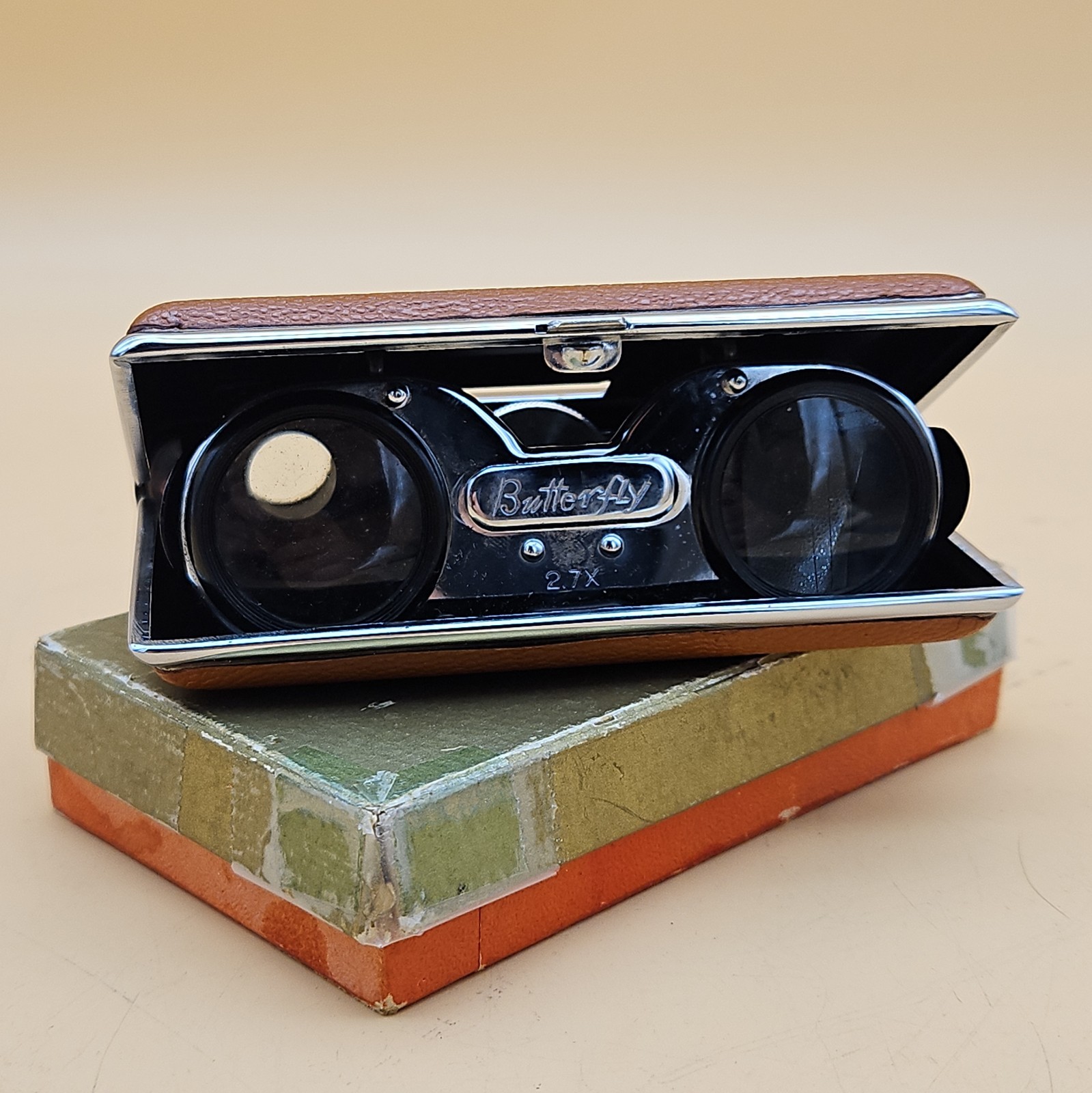 Vintage Star-Lite Opera Glasses Butterfly 2.7x Collapsible Vintage Star-Lite Opera Glasses Butterfly 2.7x Collapsible