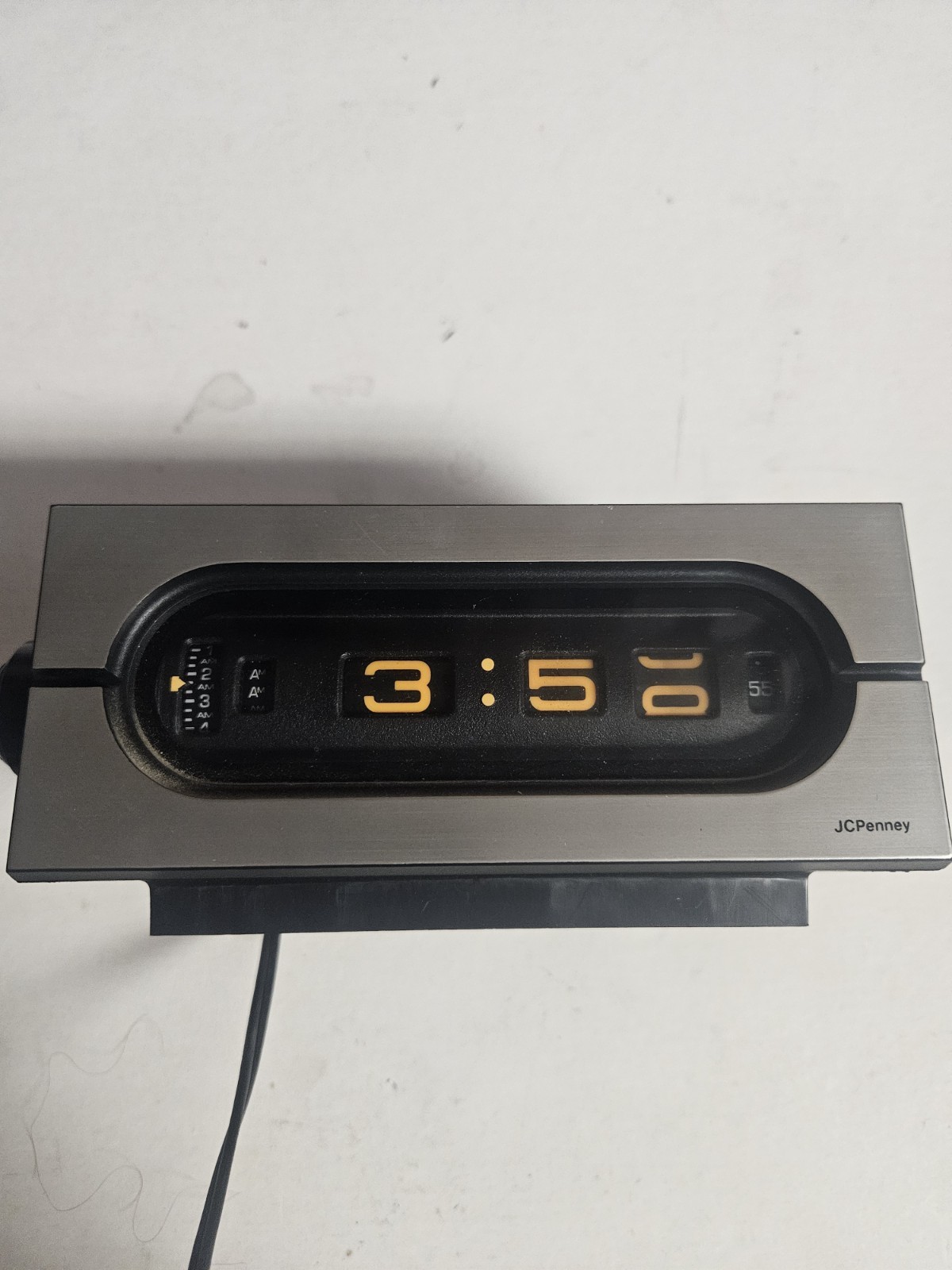Vintage 1970s Flip Numbers Clock Model #1053 JCPenny For Parts