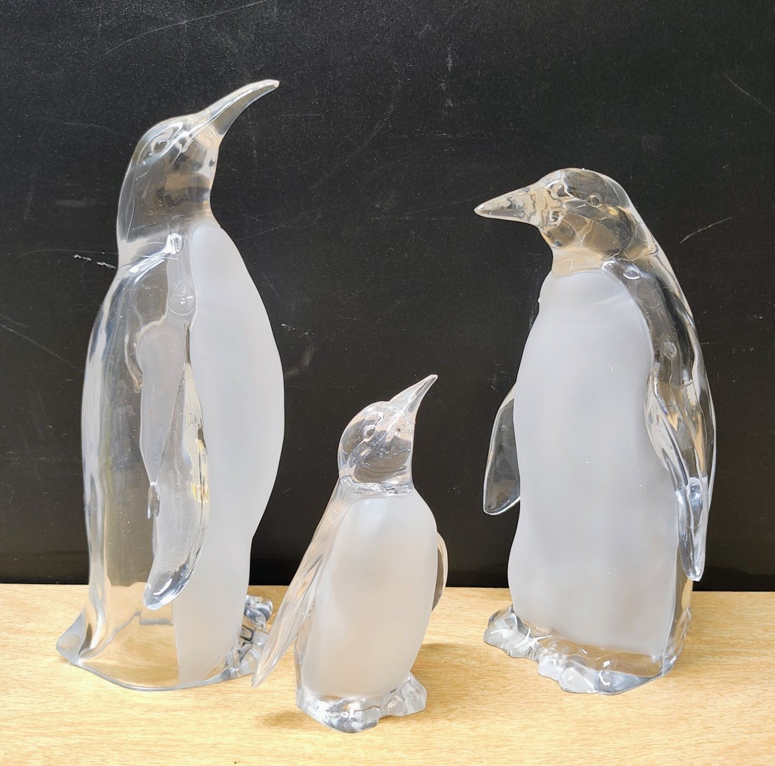 Frosted Acrylic Penguin Family Figurines Set Of 3 – Elegant Home Decor Accents Frosted Acrylic Penguin Family Figurines Set Of 3 – Elegant Home Decor Accents