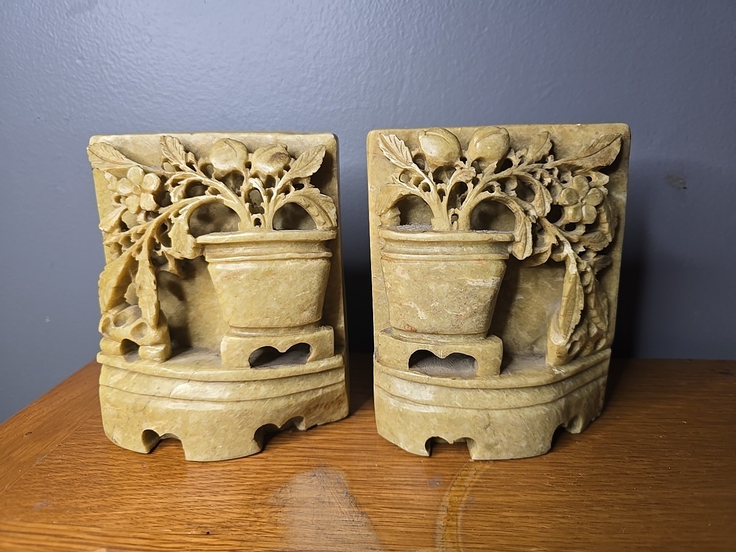 Vintage Chinese Soap Stone Carved Flowers in Pot 5" Bookends 