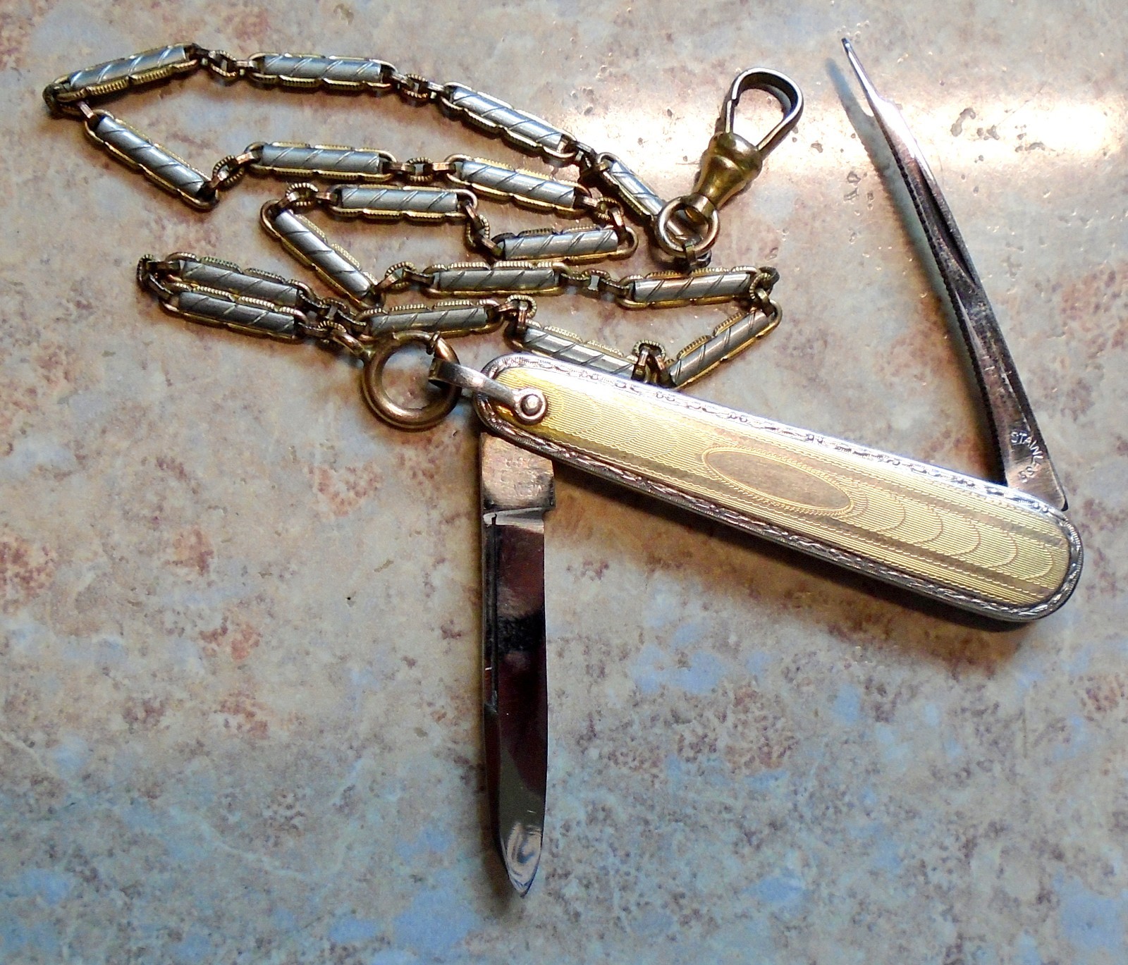 ANTIQUE ORIGINAL MERIDAN BRAND MENS 2 BLADE POCKET KNIFE WITH POCKET WATCH CHAIN
