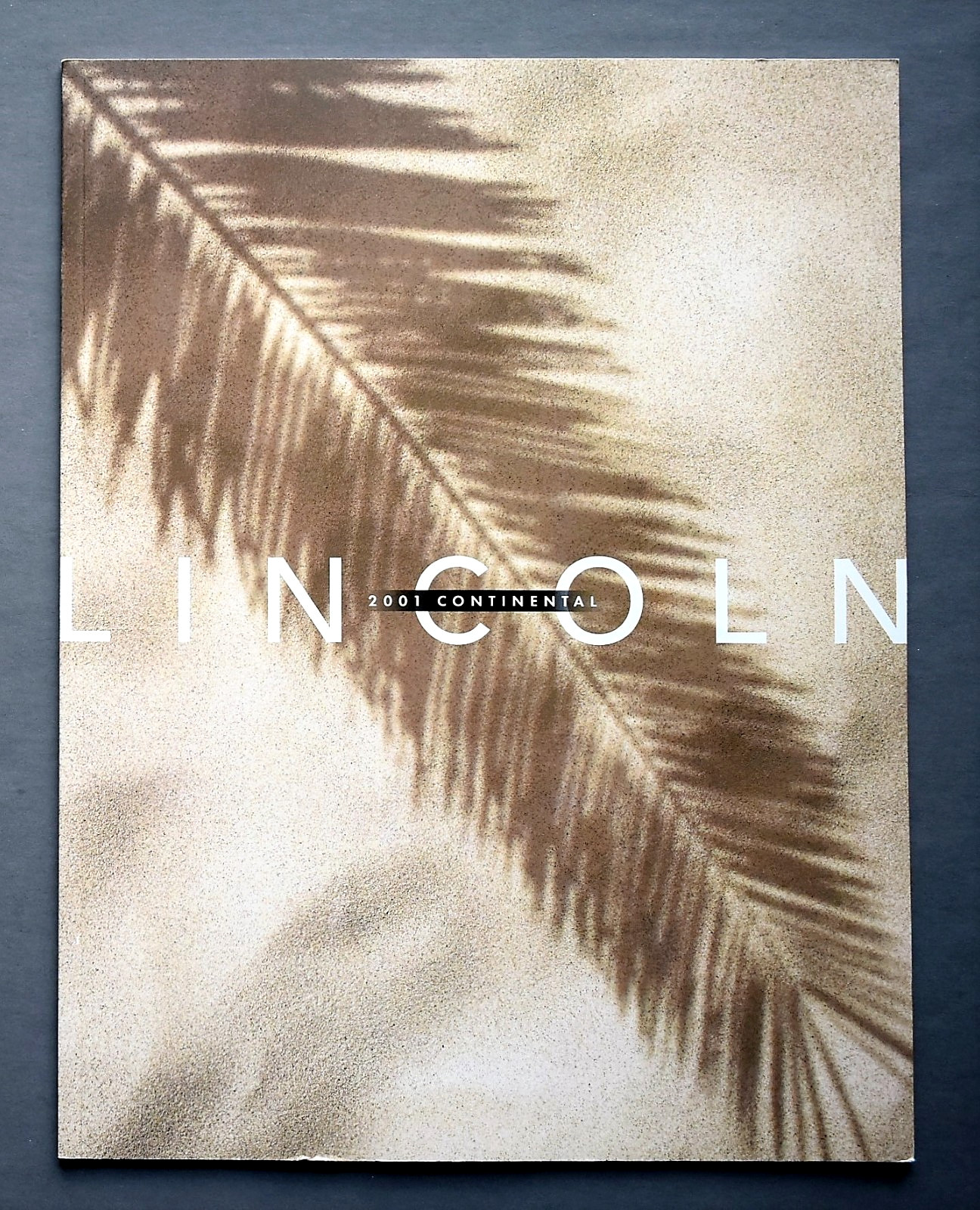 2001 LINCOLN CONTINENTAL SALES BROCHURE CATALOG ~ 26 PAGES ~ 10" x 13" 2001 LINCOLN CONTINENTAL SALES BROCHURE CATALOG ~ 26 PAGES ~ 10" x 13"