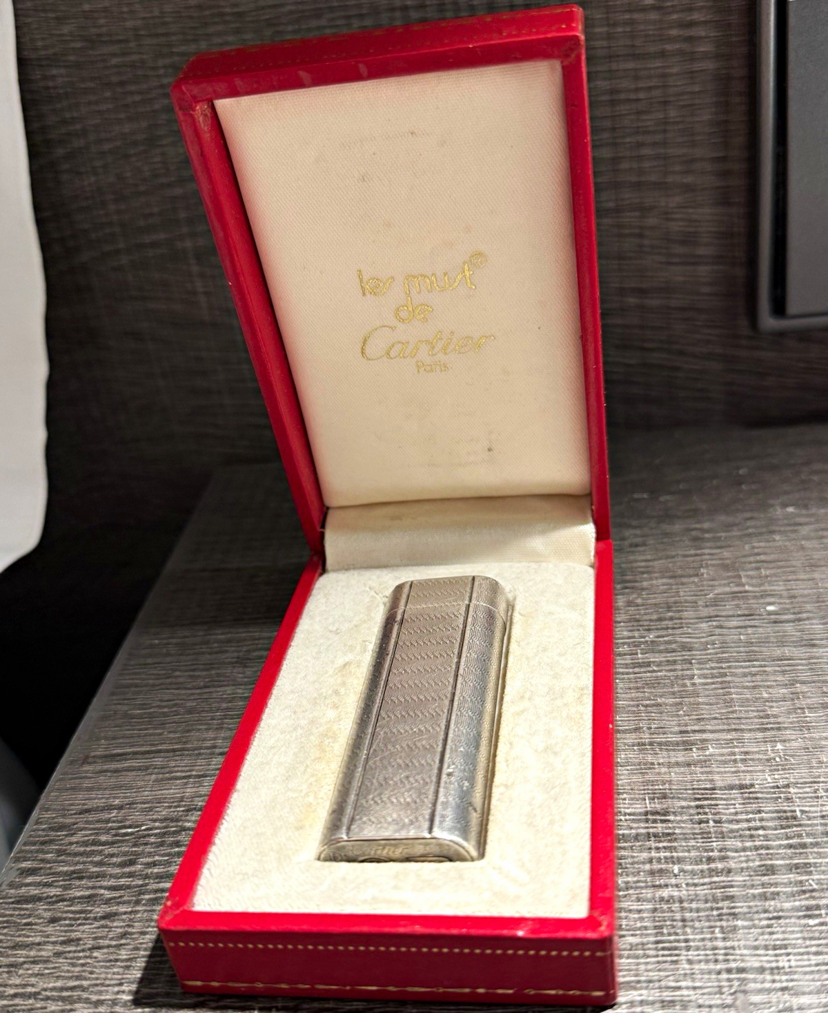 Cartier vintage lighter in box Cartier vintage lighter in box