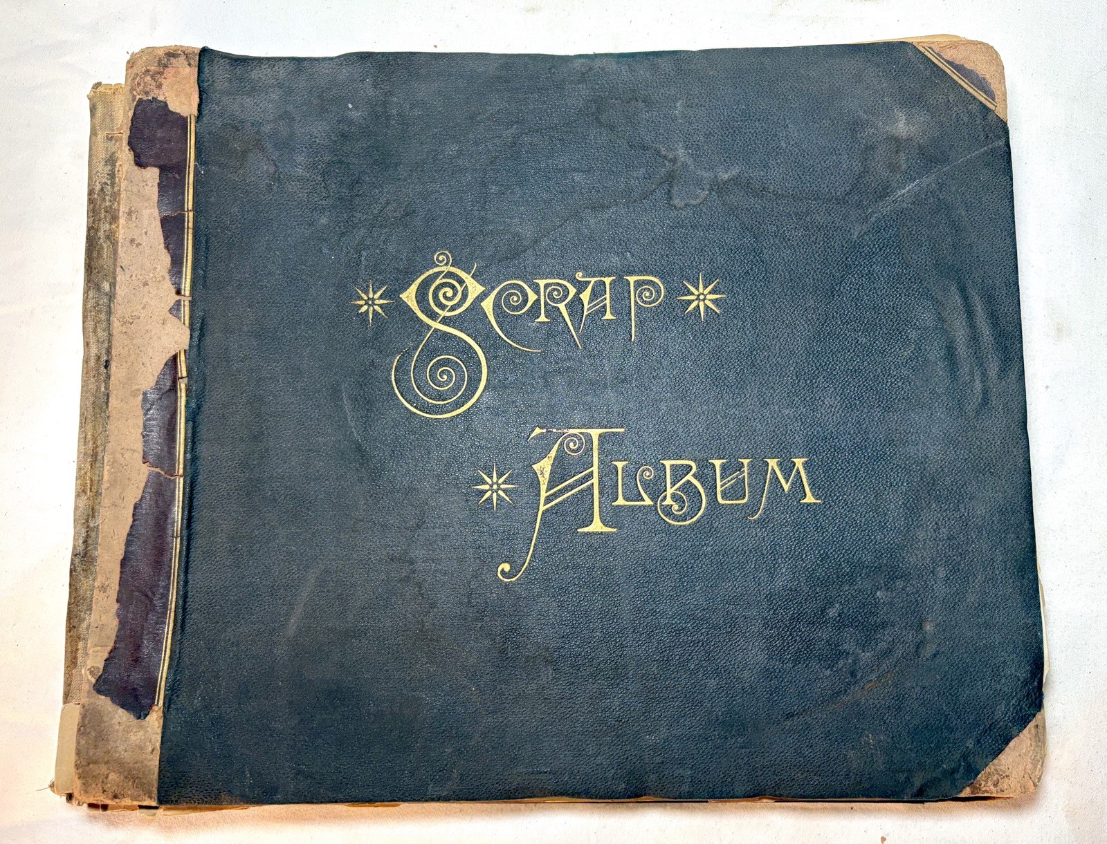 Antique Victorian Trade Card Album 200+ Cards Die Cuts Colorful Advertising Antique Victorian Trade Card Album 200+ Cards Die Cuts Colorful Advertising