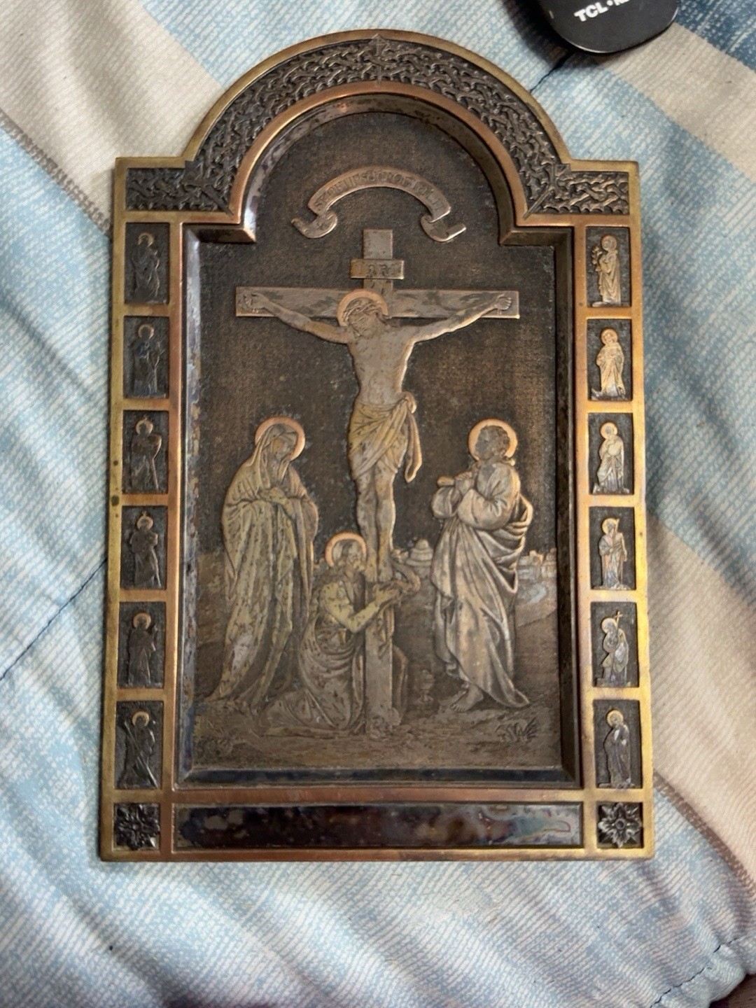 Antique French PN Signed Crucifixion Religious Metal Plaque Easel 8” France Antique French PN Signed Crucifixion Religious Metal Plaque Easel 8” France
