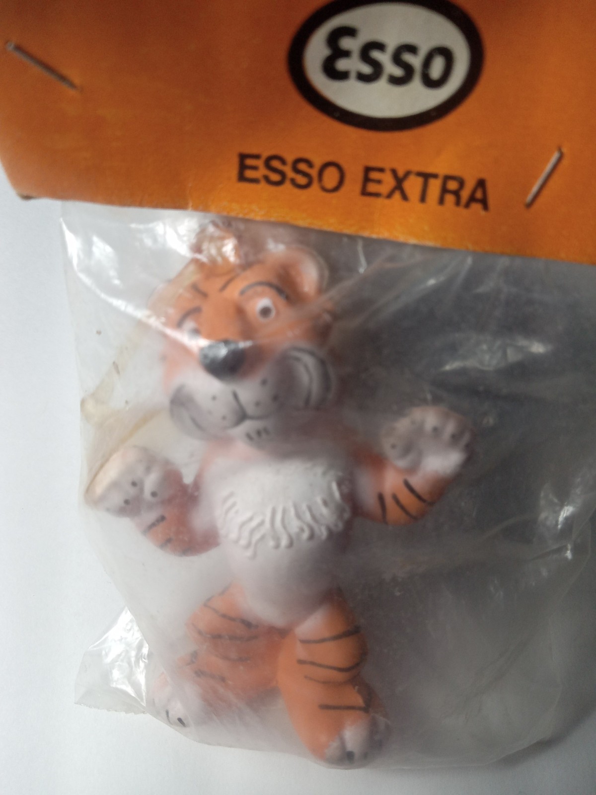 *** VINTAGE - 1960s *** ESSO EXTRA - Put a Tiger in Your Tank *** NEW *** *** VINTAGE - 1960s *** ESSO EXTRA - Put a Tiger in Your Tank *** NEW ***