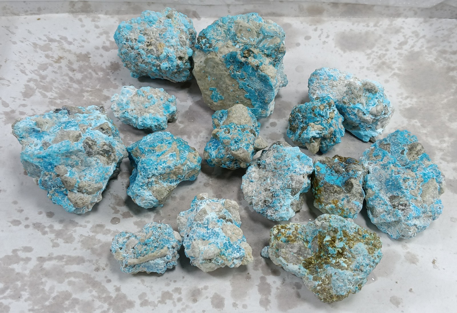 Natural untreated Rough Turquoise 550 grams Natural untreated Rough Turquoise 550 grams