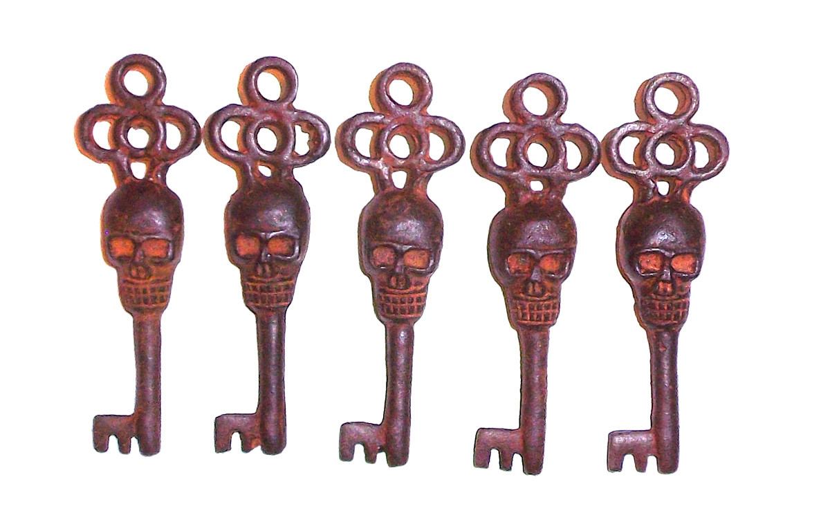 Victorian Skull Key Vintage Antique Style cast Iron Skeleton Key lot of 5 Victorian Skull Key Vintage Antique Style cast Iron Skeleton Key lot of 5
