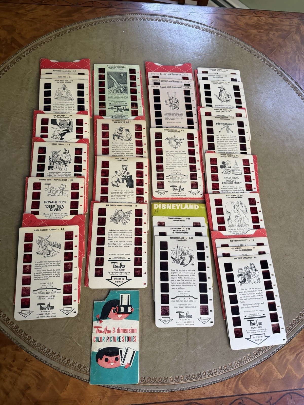 Lg lot 28 Tru-Vue Picture Story 3 dimension + pamphlet Lg lot 28 Tru-Vue Picture Story 3 dimension + pamphlet