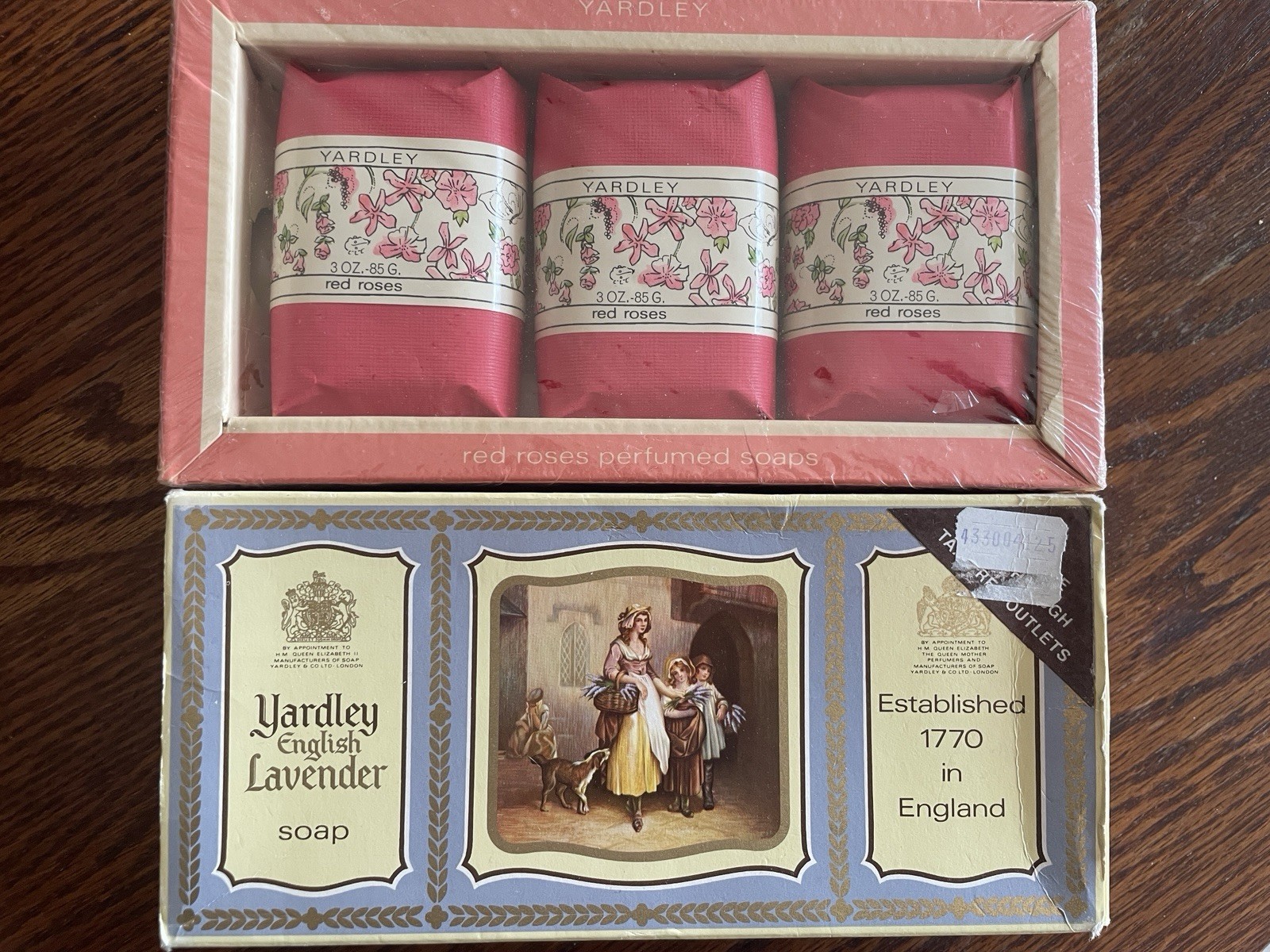 VTG (2) Boxes Yardley English Lavender Red Roses Perfumed Soap Made In England VTG (2) Boxes Yardley English Lavender Red Roses Perfumed Soap Made In England