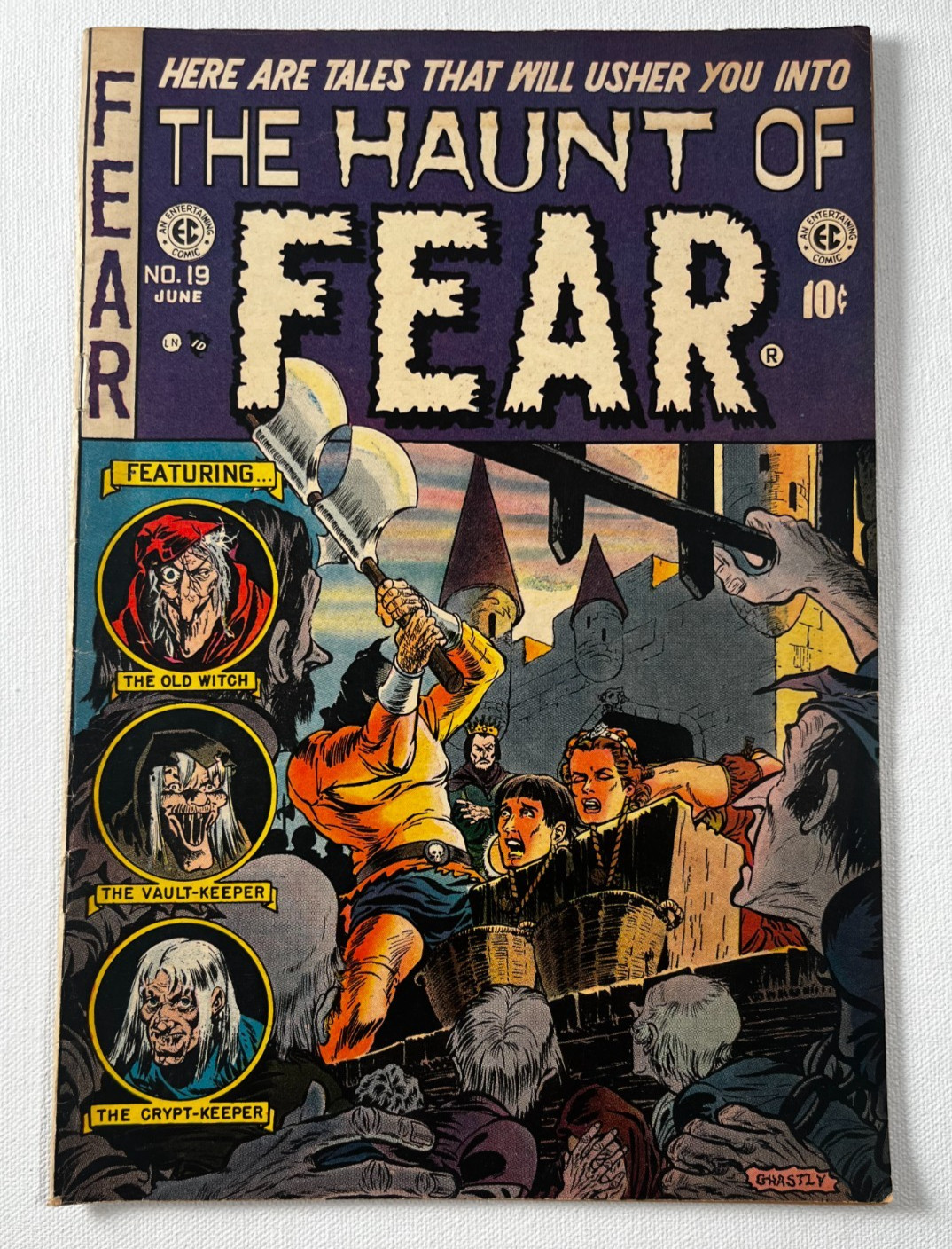Haunt of Fear #19 (EC Comics 1953) Pre Code Horror Book Key FN Or Better Haunt of Fear #19 (EC Comics 1953) Pre Code Horror Book Key FN Or Better