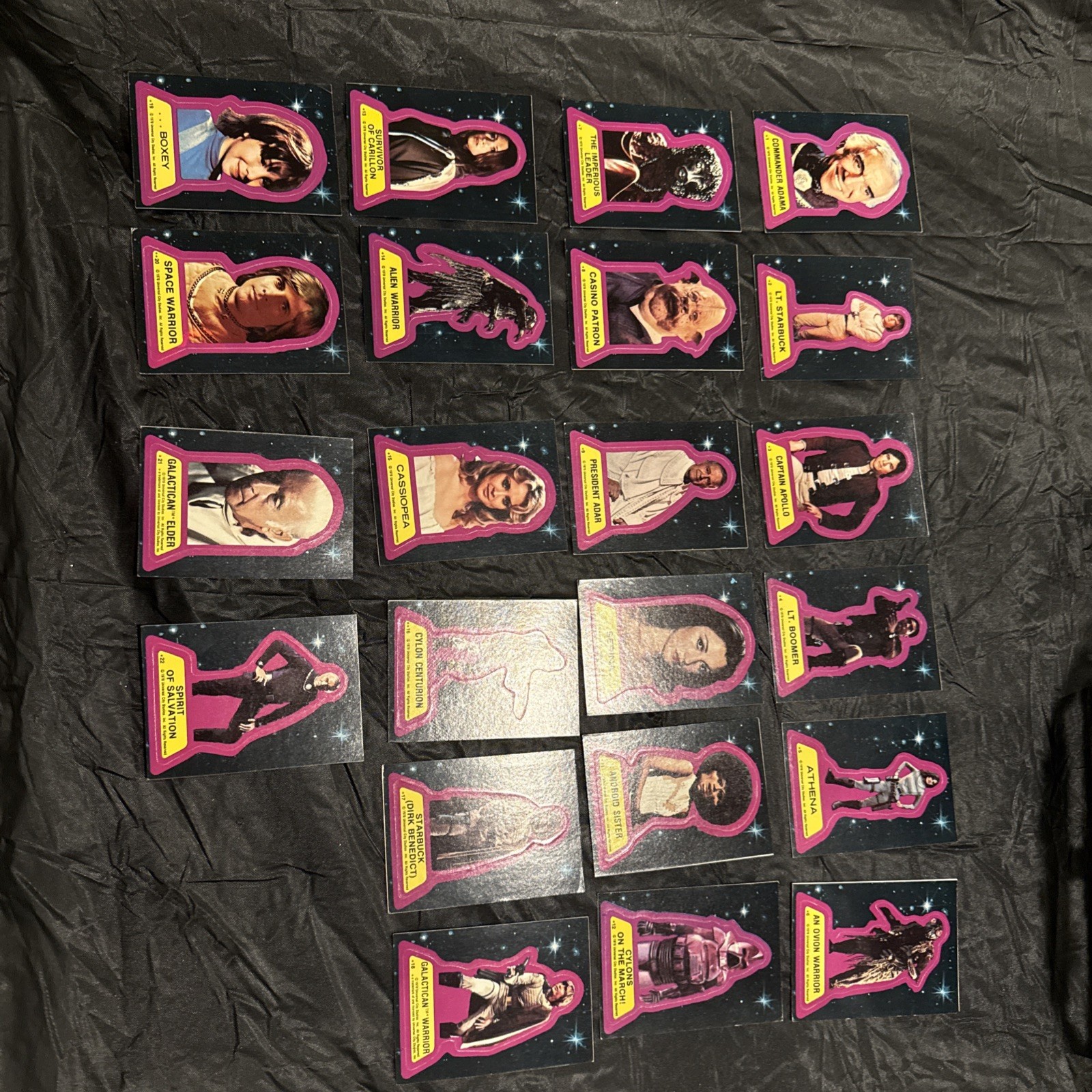 1978 Topps BATTLESTAR GALACTICA -Complete Set (132) w/ Stickers Set (22) 1978 Topps BATTLESTAR GALACTICA -Complete Set (132) w/ Stickers Set (22)