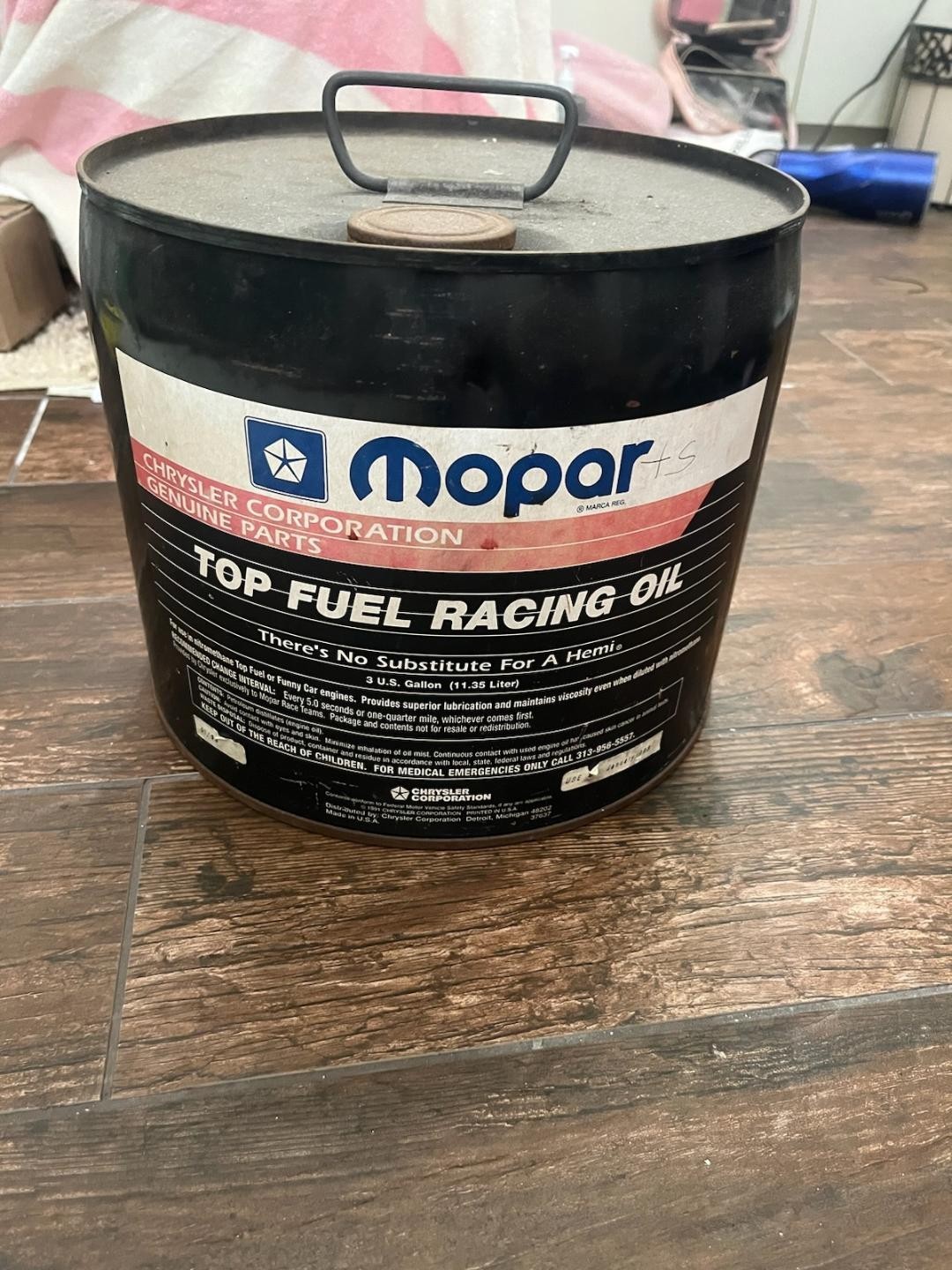 Vintage Mopar Top Fuel Racing Oil 3 Gallon Can Vintage Mopar Top Fuel Racing Oil 3 Gallon Can