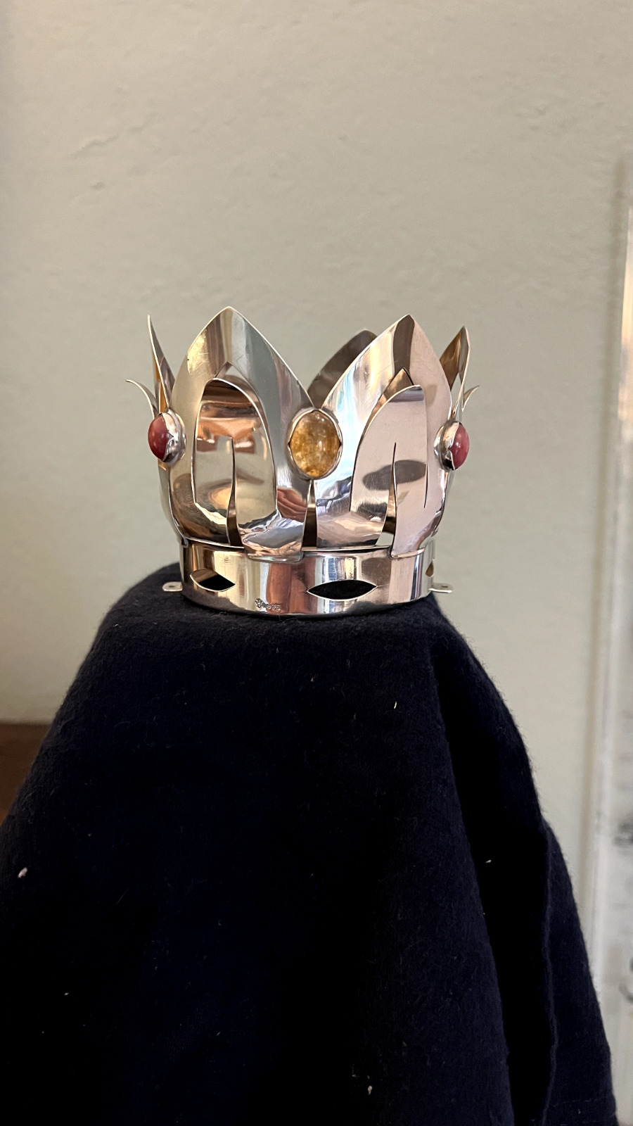 Silver Design Crown, Madonna or Maria Crown or Holy Crown .835/000 with Cabochon