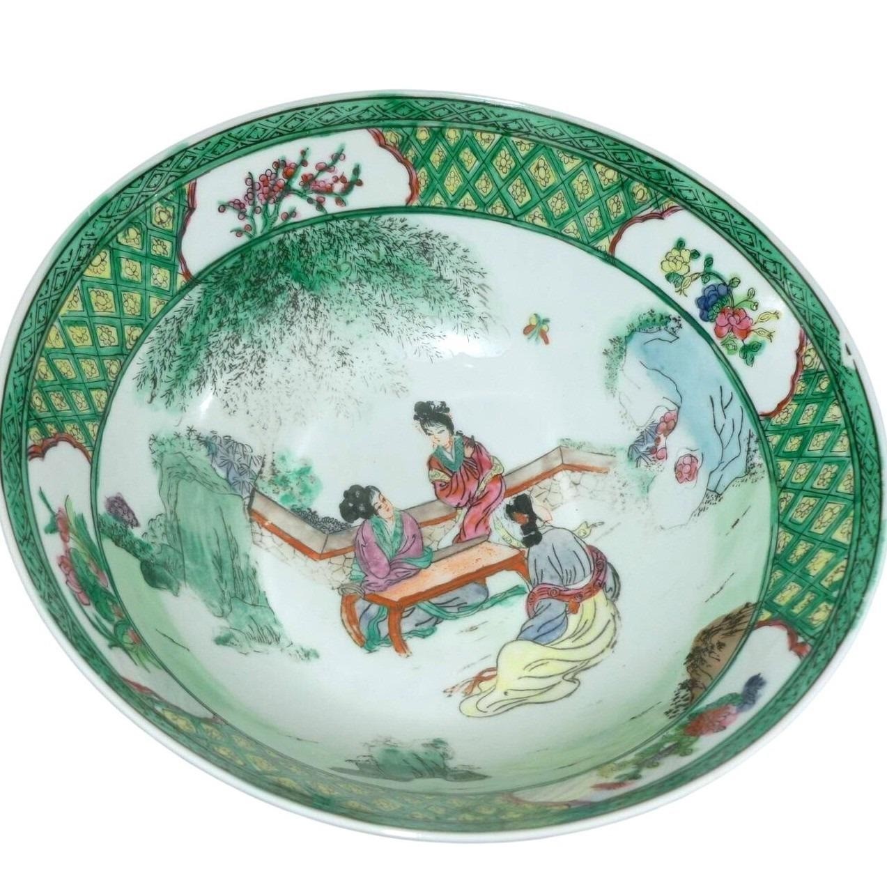 Vintage Chinese Famille Verte Porcelain Bowl Qianlong Mark Garden Scene Figures Vintage Chinese Famille Verte Porcelain Bowl Qianlong Mark Garden Scene Figures