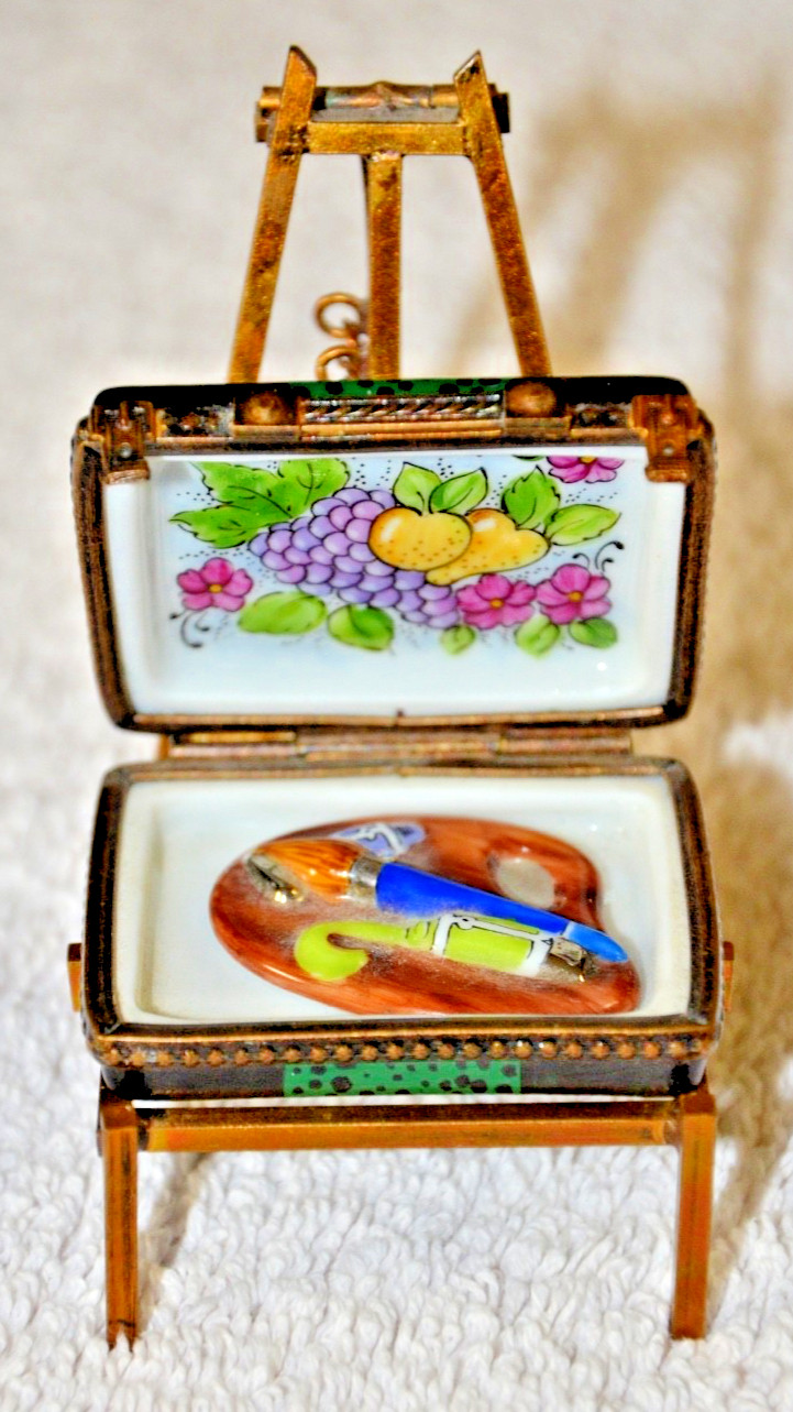 Limoges France Peint Main Green Tiny Suitcase Travel Case Trinket Box w/ bronze Limoges France Peint Main Green Tiny Suitcase Travel Case Trinket Box w/ bronze