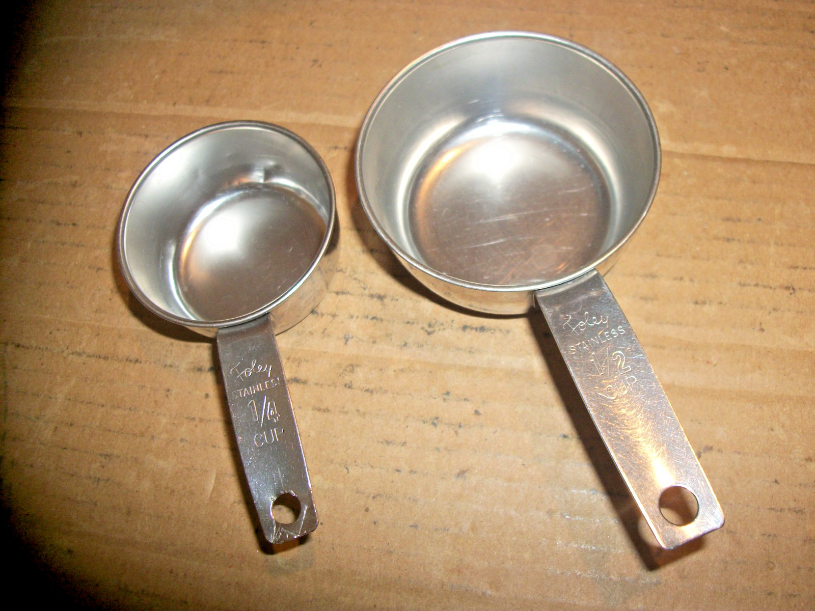 2 Vintage Foley Script Measuring Cups 1/2 Cup & 1/4 Cup - Stainless Steel 2 Vintage Foley Script Measuring Cups 1/2 Cup & 1/4 Cup - Stainless Steel
