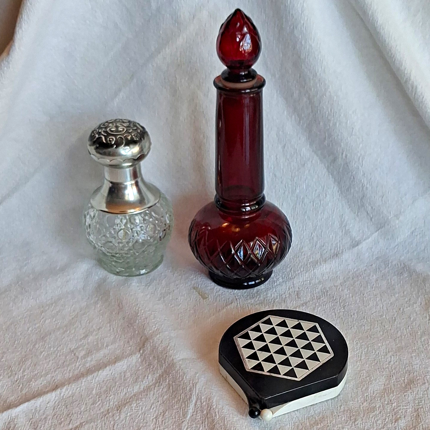 Avon Topaze Cologne 3 fl oz Red Glass Bottle + Avon Ivory Compact 0.5 oz