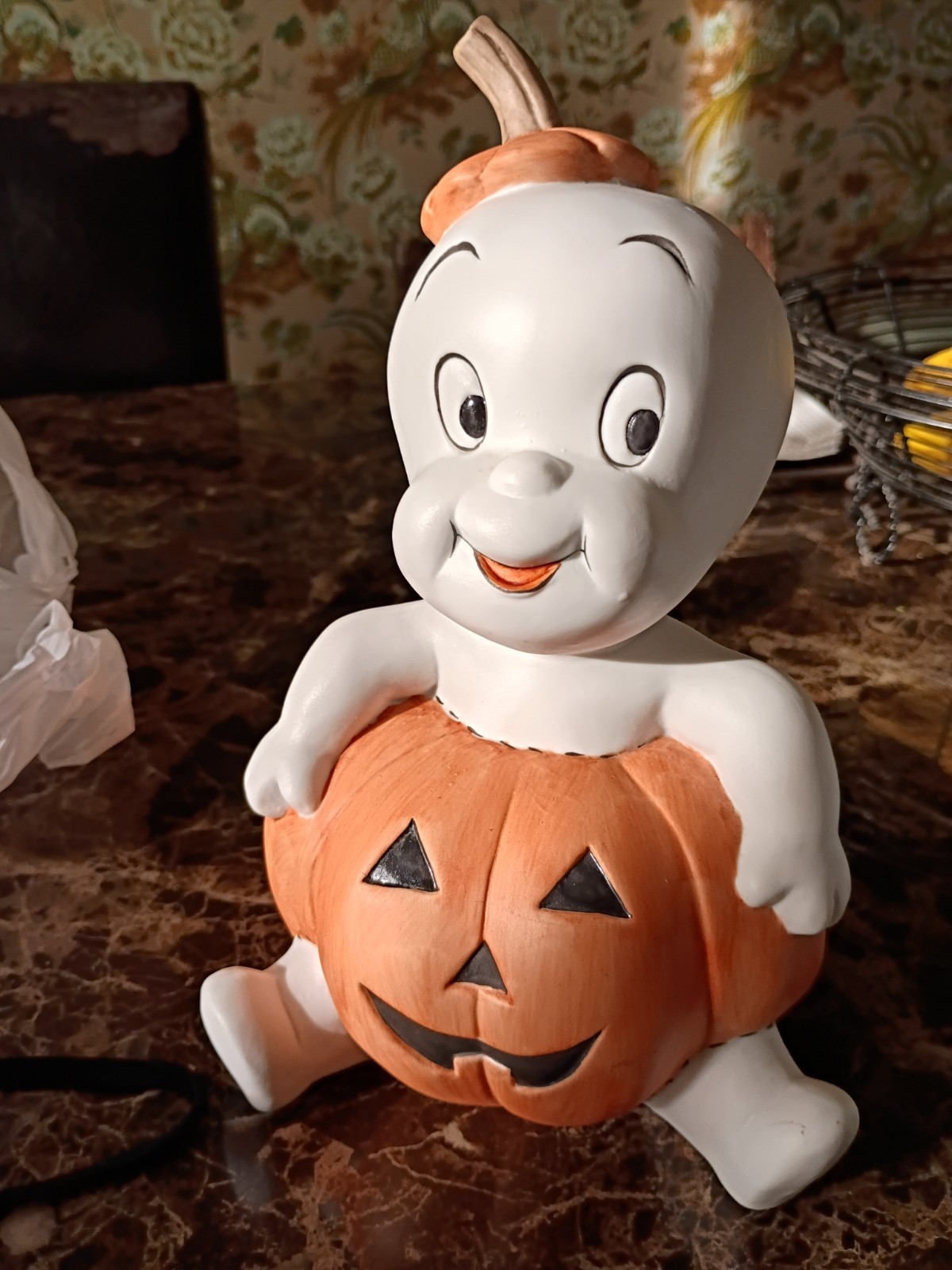 Vintage 1986 Casper The Friendly Ghost Pumpkin Porcelain Night Light READ