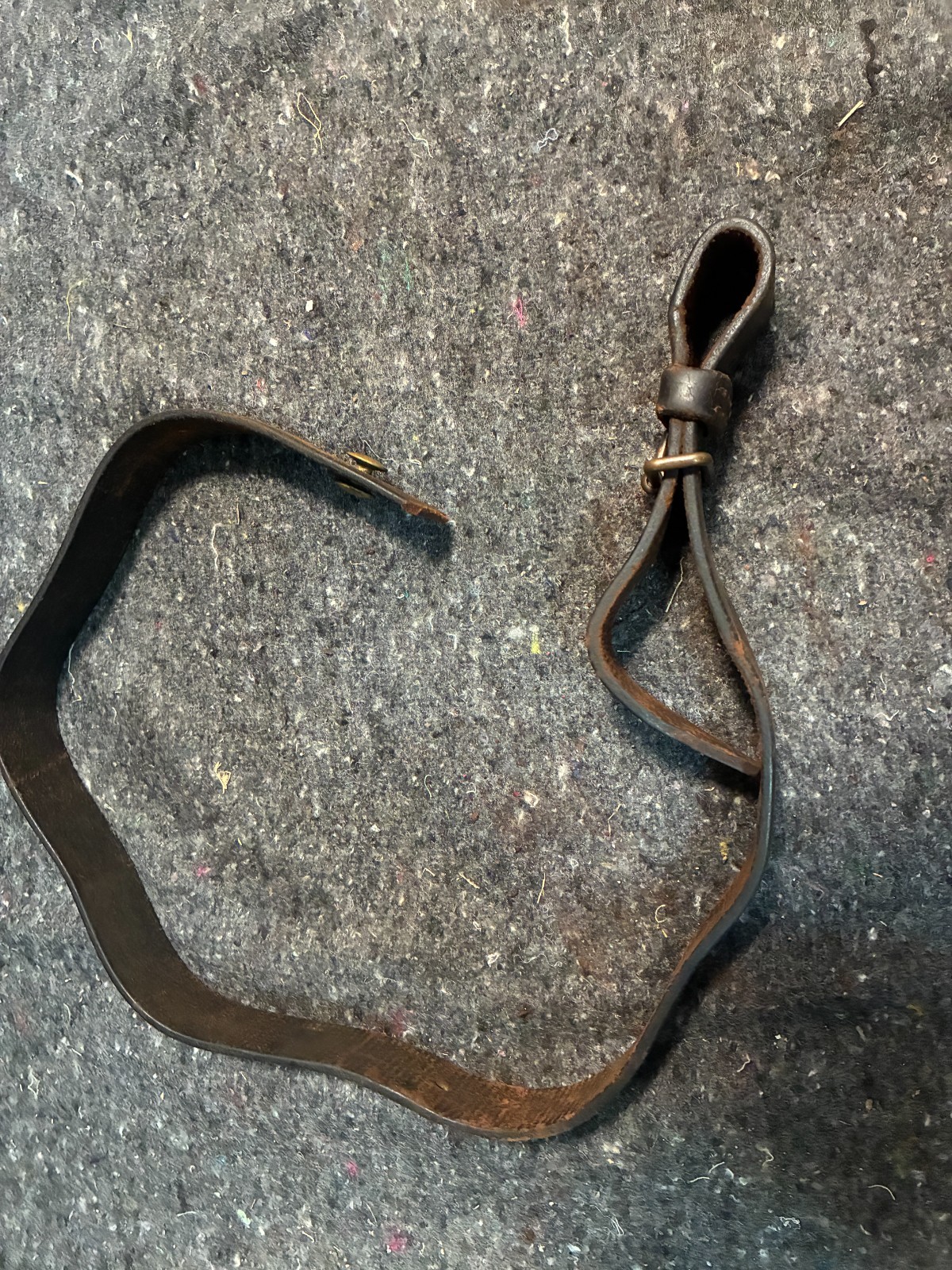 ORIGINAL WWII JAPANESE ARISAKA TYPE 38 LEATHER RIFLE AND CARBINE SLING ORIGINAL WWII JAPANESE ARISAKA TYPE 38 LEATHER RIFLE AND CARBINE SLING