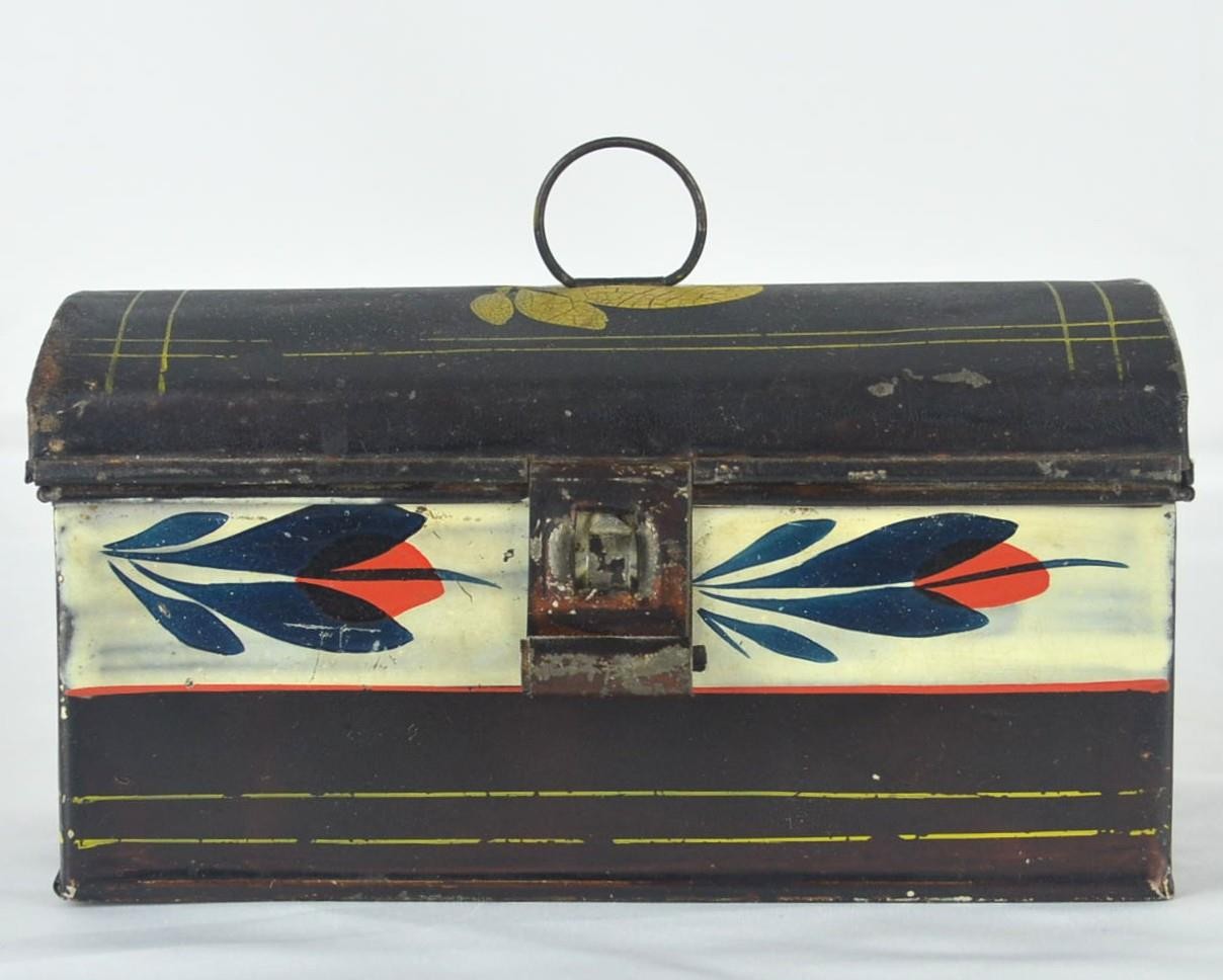 ANTIQUE 19TH C. TIN TOLE TOLEWARE DOMED BOX WITH RING HANDLE - HEIGHT 3 1/2"