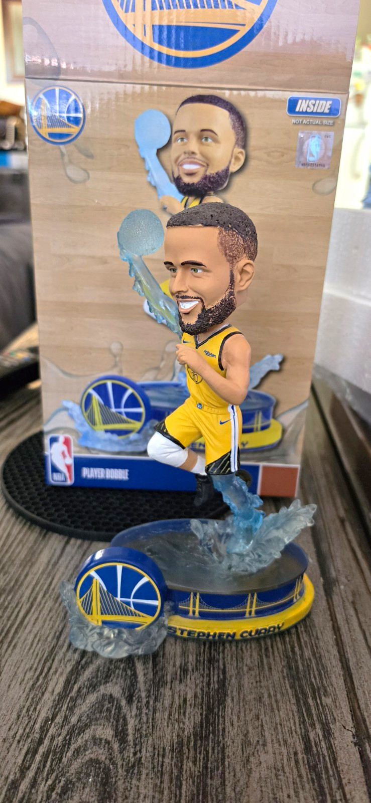 FOCO Legends of The Court Stephen Curry #30 Warriors Limited Edition Bobblehead FOCO Legends of The Court Stephen Curry #30 Warriors Limited Edition Bobblehead
