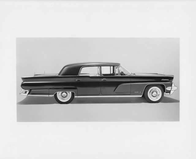 1959 Lincoln Continental Mark IV Press Photo 0020 1959 Lincoln Continental Mark IV Press Photo 0020