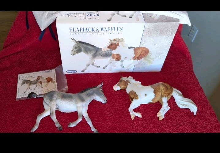 Breyer 2026 Premier Club Models Flapjack And Waffles Breyer 2026 Premier Club Models Flapjack And Waffles