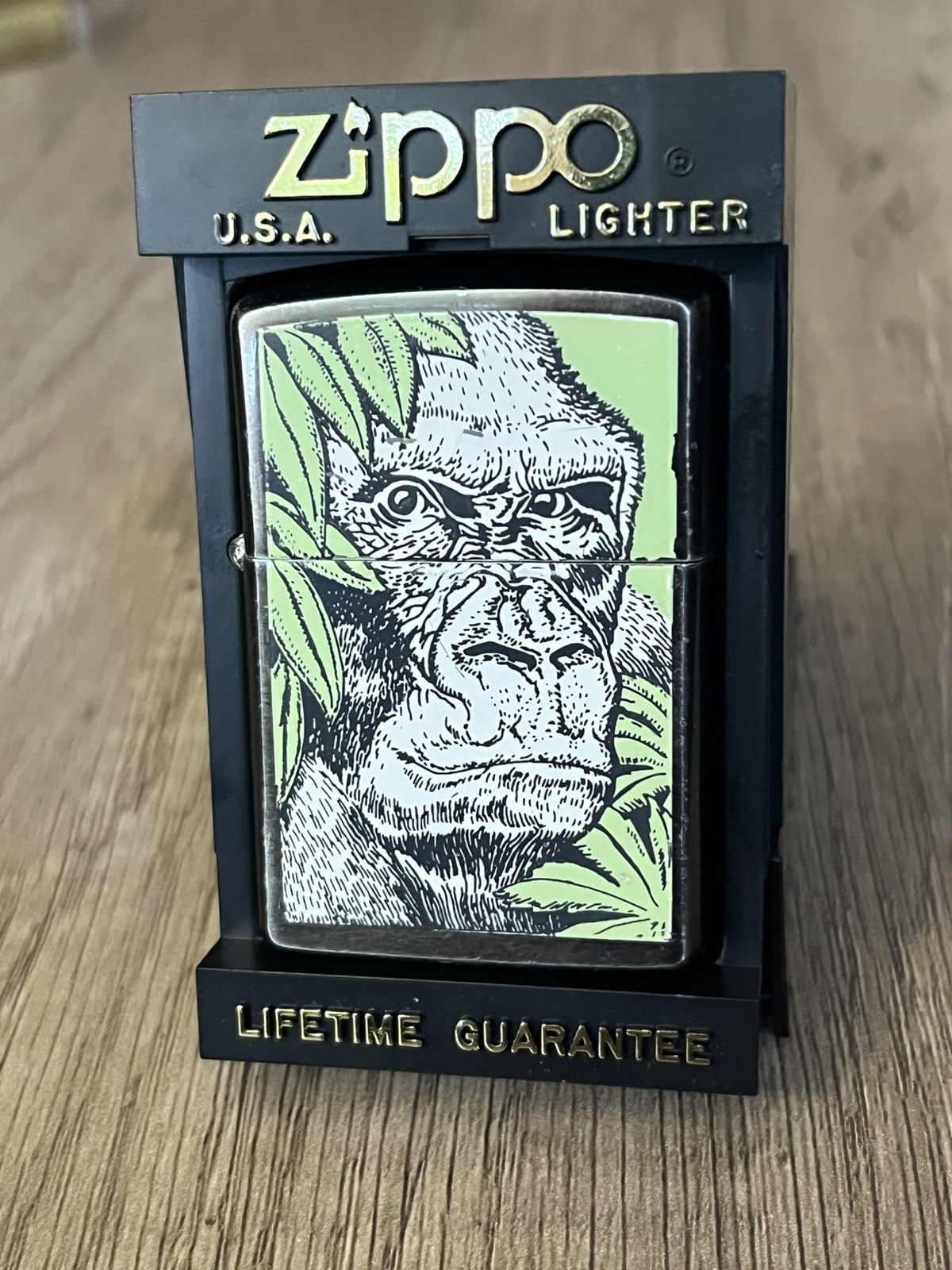Zippo Early 1992 1st Year Barrett-Smythe Design Endangered Animals Gorilla 