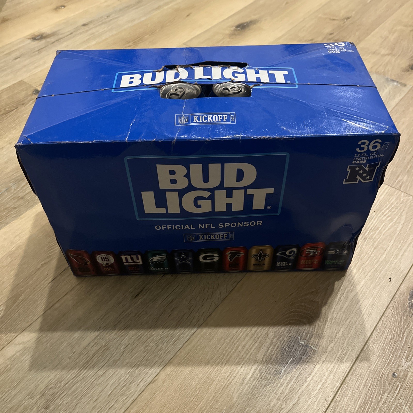 36 Pack Bud Light NFL Kickoff Cans As Pictured 2017 Redskins 36 Pack Bud Light NFL Kickoff Cans As Pictured 2017 Redskins