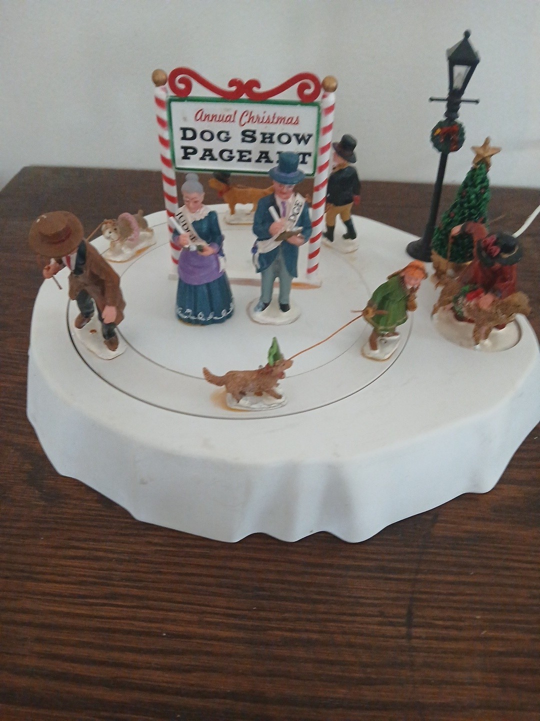 VTG Lemax Dog Show Pageant 2007 # 74662 Animated Village Collection NIB VTG Lemax Dog Show Pageant 2007 # 74662 Animated Village Collection NIB