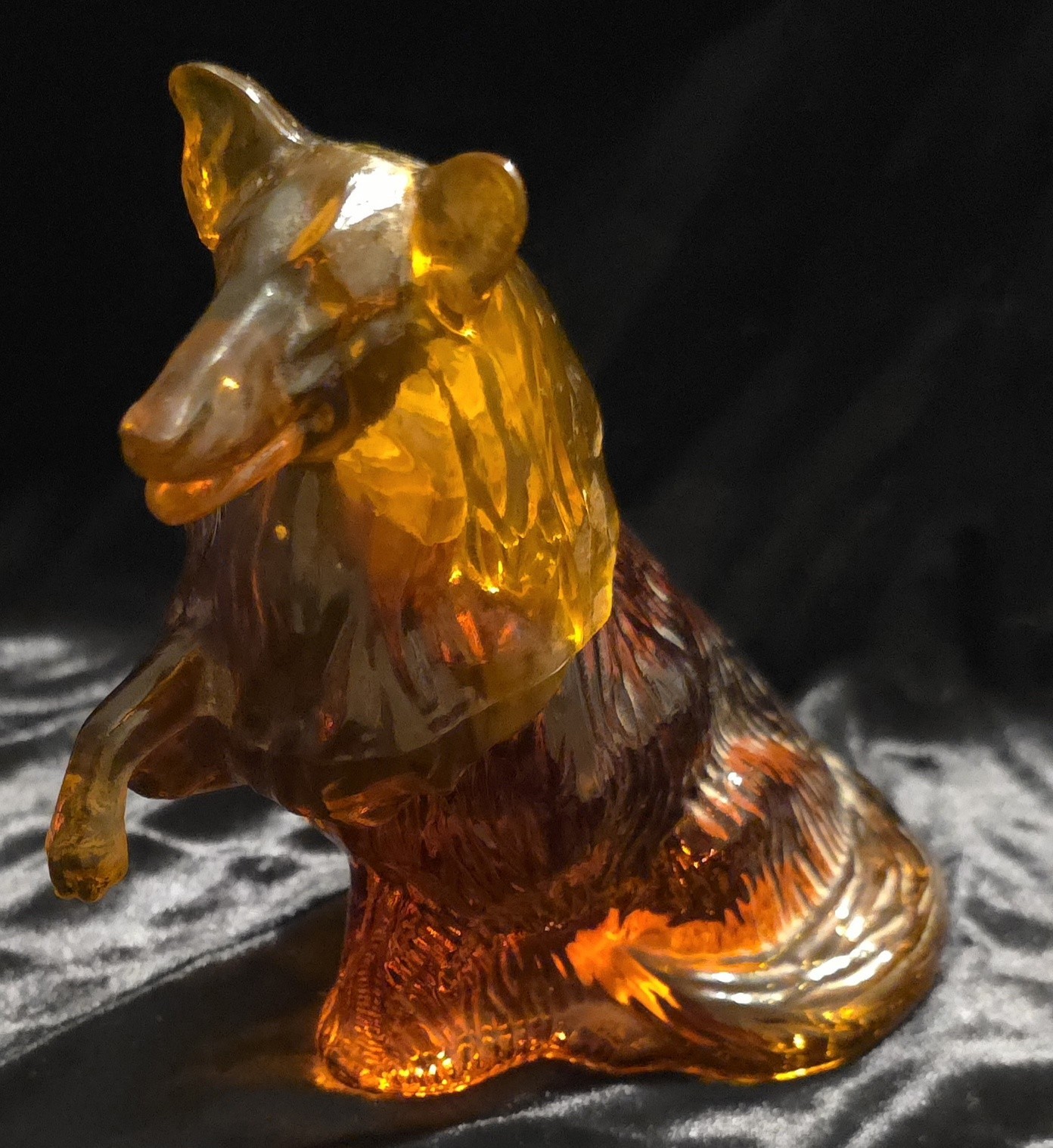 Vintage Avon 'Faithfull Laddie' Collie Amber Glass Aftershave Decanter. Full Vintage Avon 'Faithfull Laddie' Collie Amber Glass Aftershave Decanter. Full