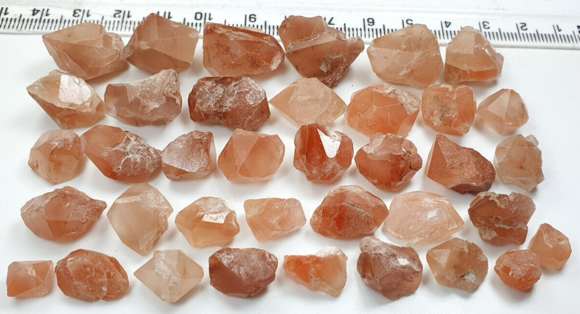 345 Cts Beautiful Rare Orange Color Quartz Crystals & Rough Grade Good Qty Lot
