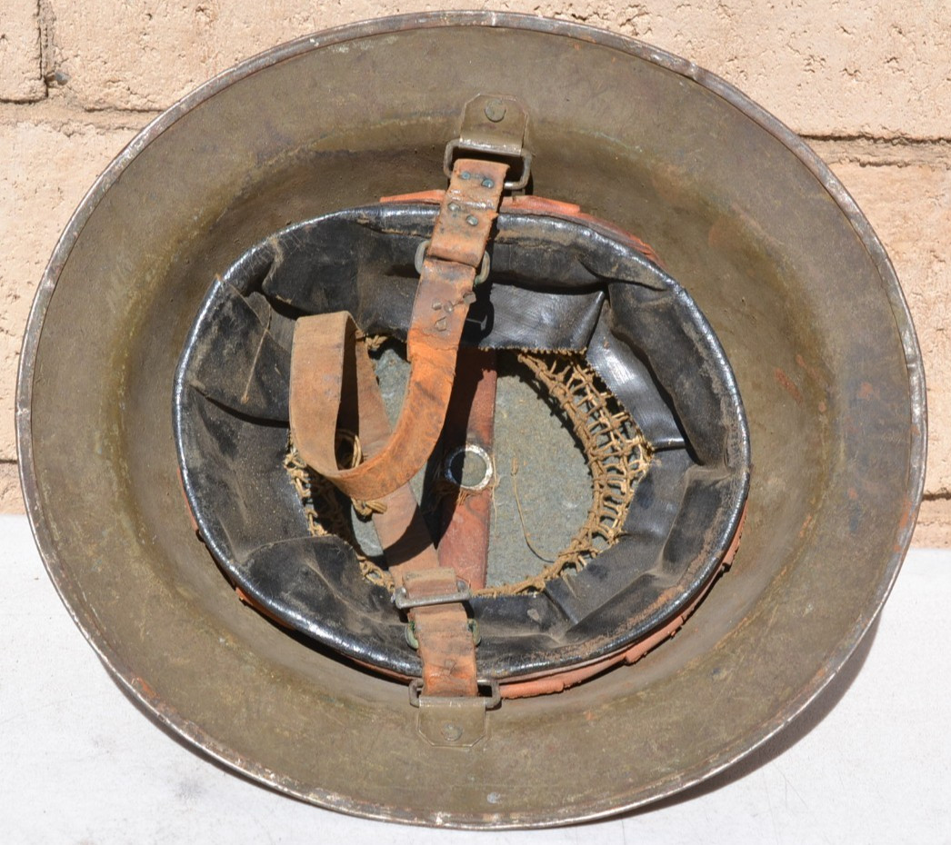 ORIGINAL VERY GOOD COMPLETE CONDITIONS WW1 US ARMY INFANTRY DOUGHBOY HELMET ORIGINAL VERY GOOD COMPLETE CONDITIONS WW1 US ARMY INFANTRY DOUGHBOY HELMET