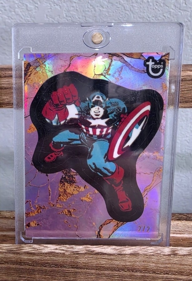 2025 Topps Marvel Comic Book Heroes #31 Captain America Rose gold SSP /2 Alhpa 2025 Topps Marvel Comic Book Heroes #31 Captain America Rose gold SSP /2 Alhpa