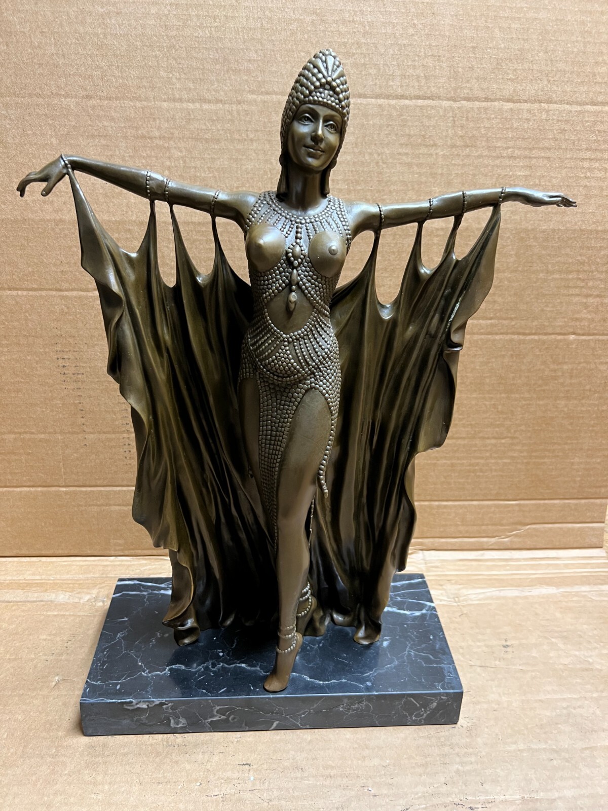 Signed D.H.Chiparus, Bronze Statue Art Deco Dancer Bronze Sculpture "Semiramis" Signed D.H.Chiparus, Bronze Statue Art Deco Dancer Bronze Sculpture "Semiramis"