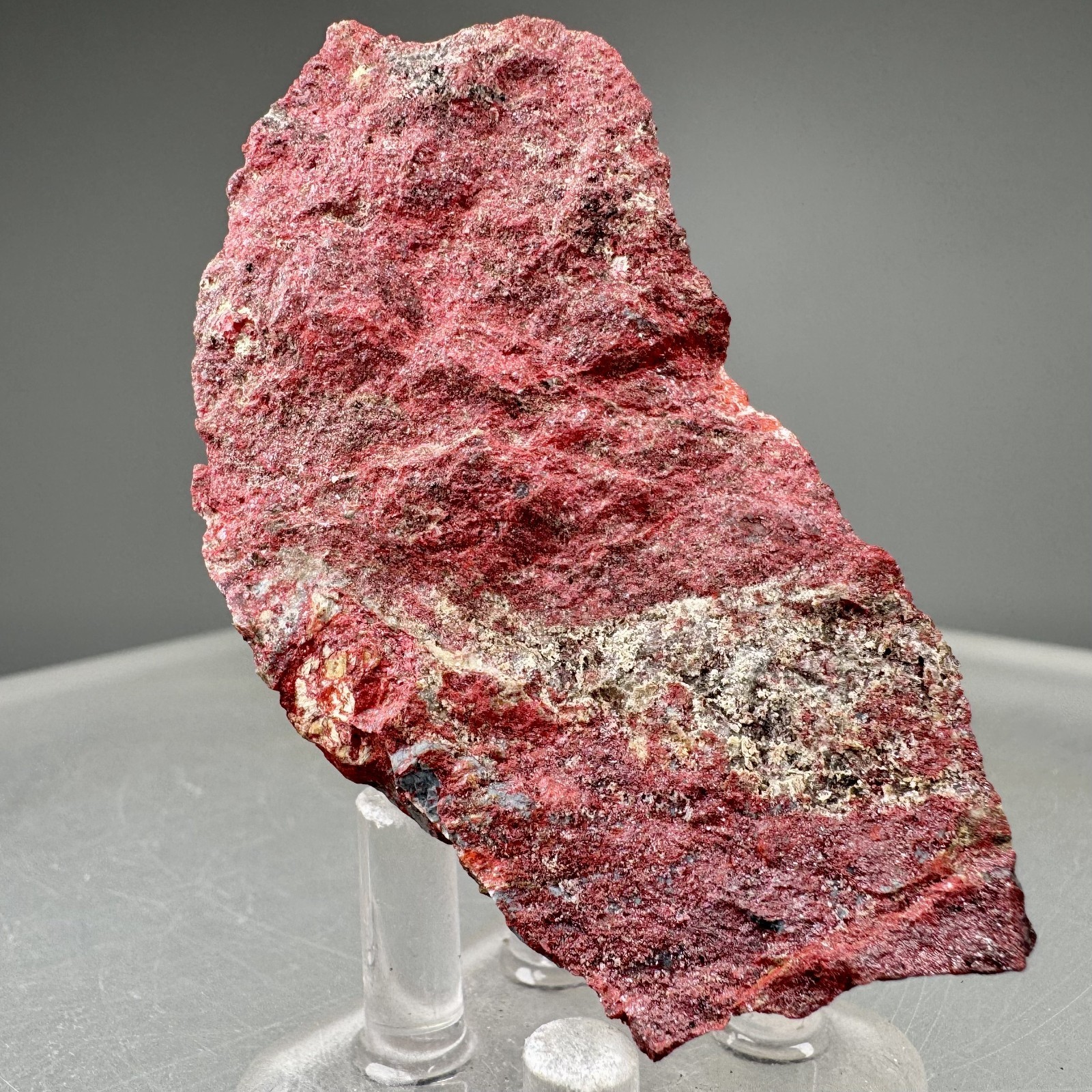 Cinnabar on Chert: Silver Creek Mine, Edenvale, San Jose, California, USA Cinnabar on Chert: Silver Creek Mine, Edenvale, San Jose, California, USA