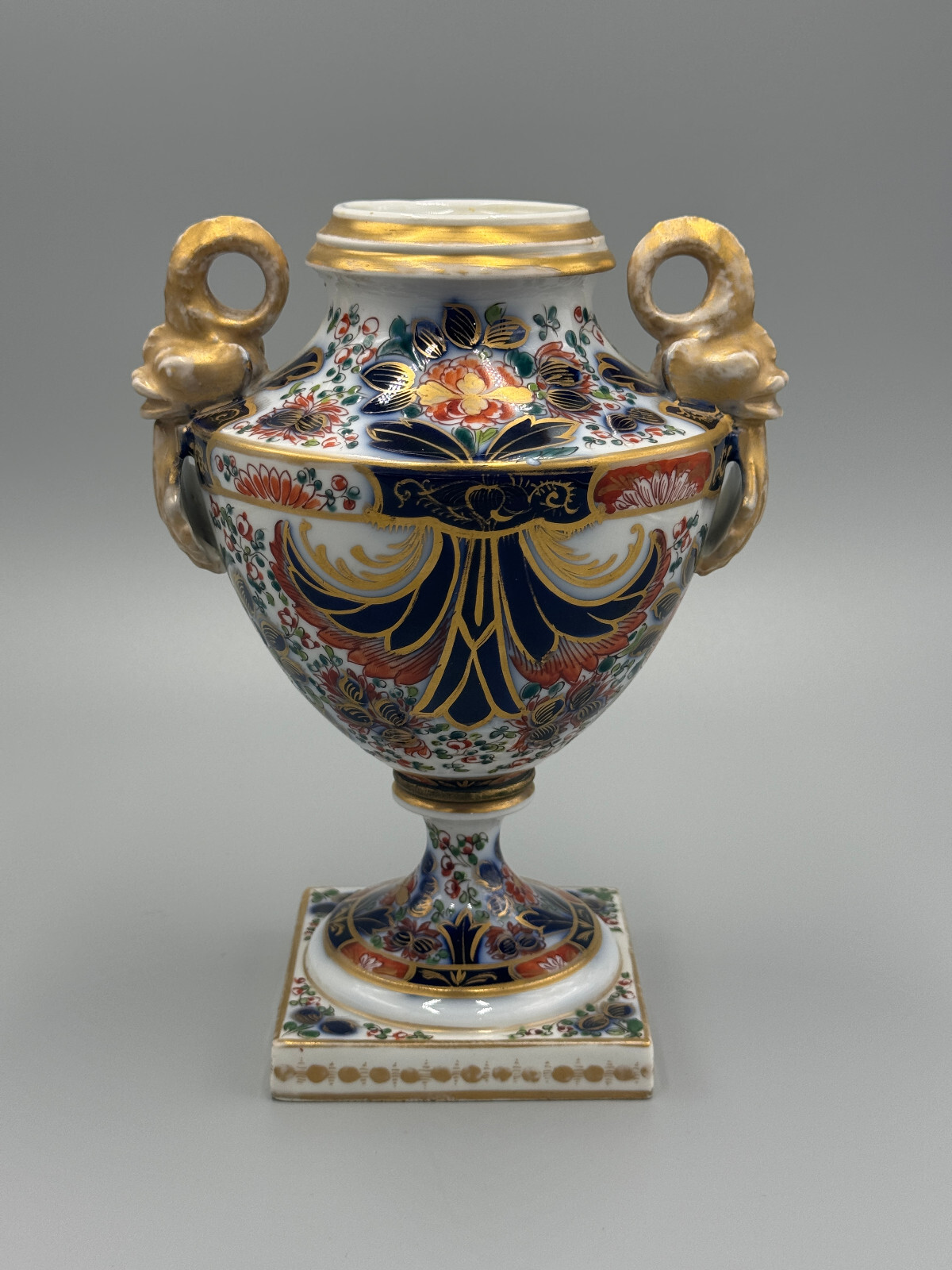 Antique Derby Hand Painted *Imari* Style Porcelain Potpourri Vase / Urn #V002 Antique Derby Hand Painted *Imari* Style Porcelain Potpourri Vase / Urn #V002